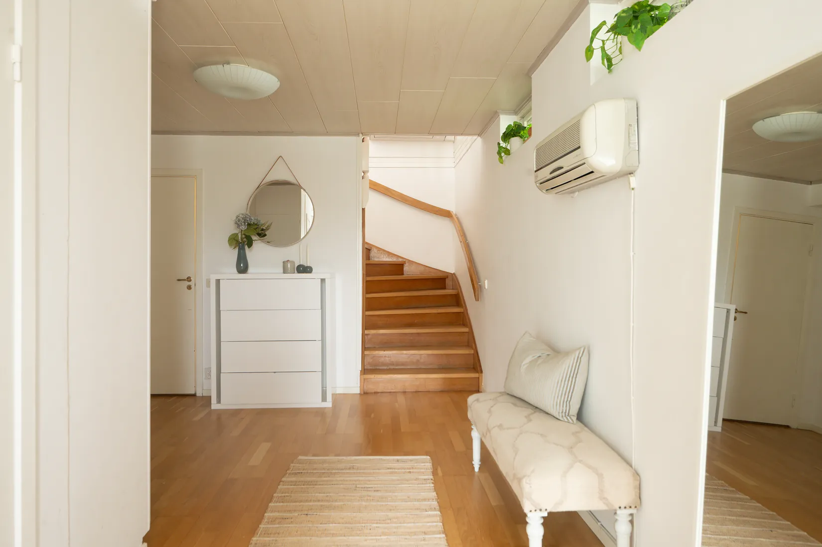 Villa, Knäpparvägen 13, Långsjö, Stockholm