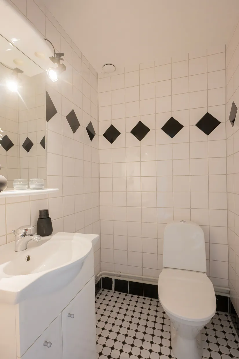 Villa, Knäpparvägen 13, Långsjö, Stockholm
