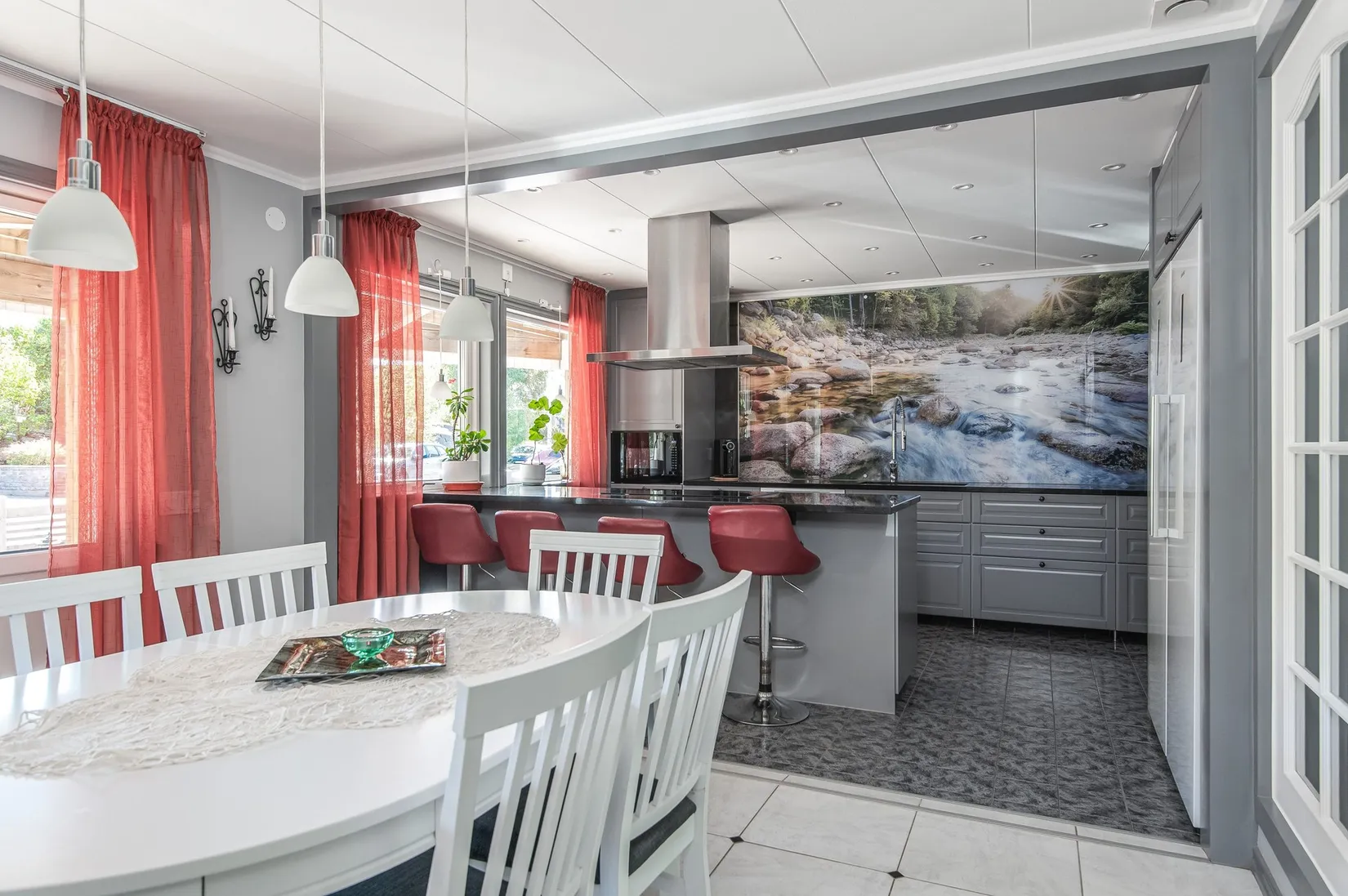Villa, Majvägen 9, Flen