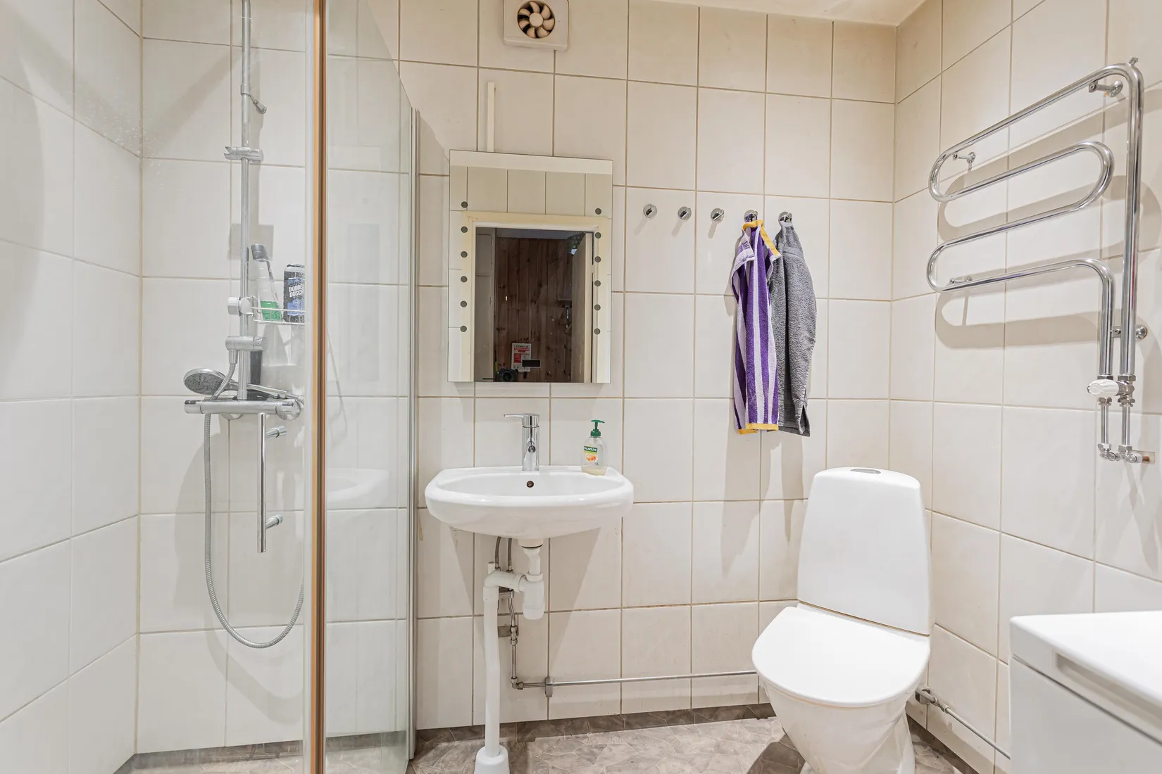 Radhus, Persbovägen 1b, Västerås