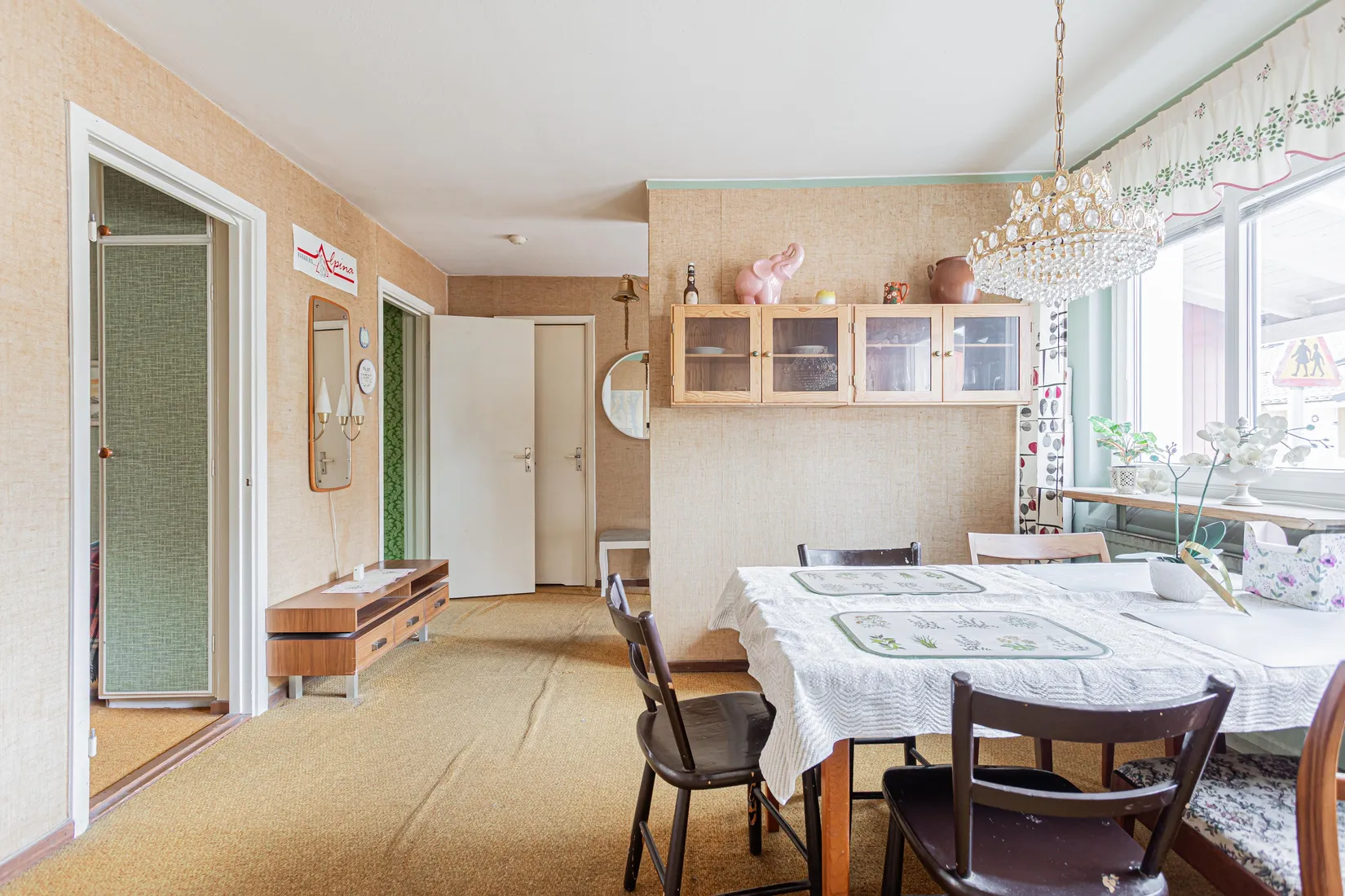 Radhus, Persbovägen 1b, Västerås