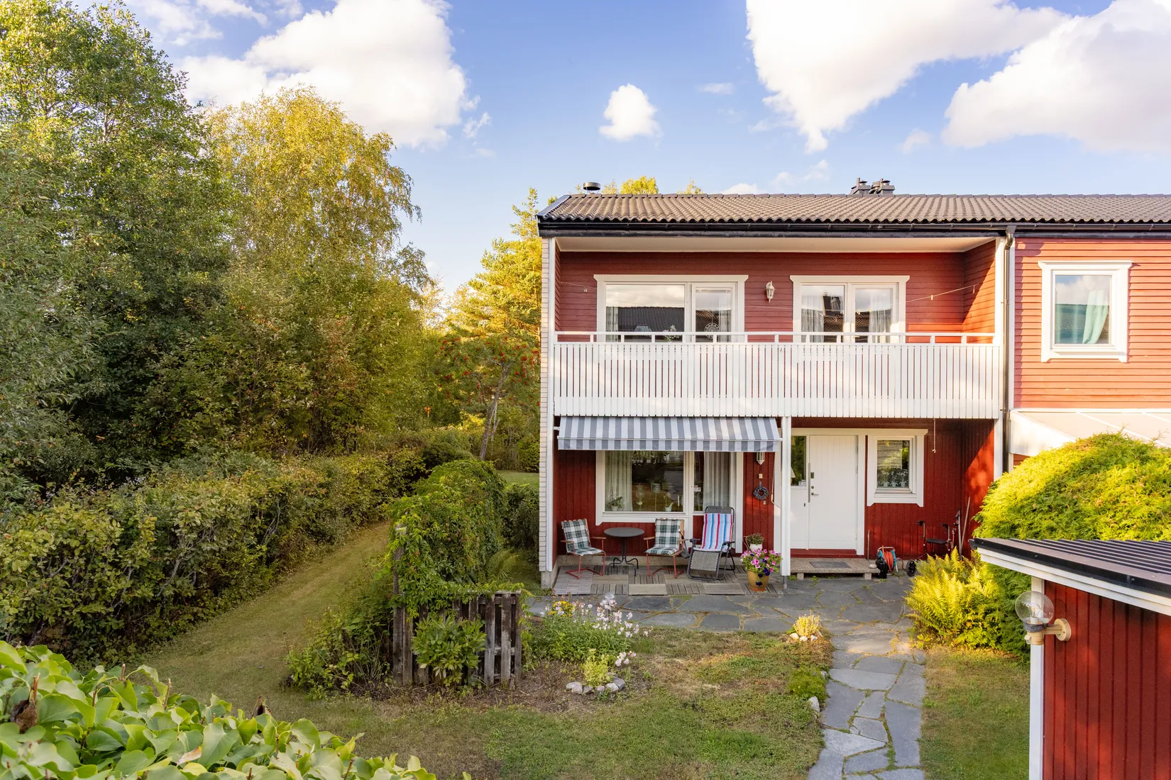 Radhus, Såningsvägen 25, Viksjö, Järfälla