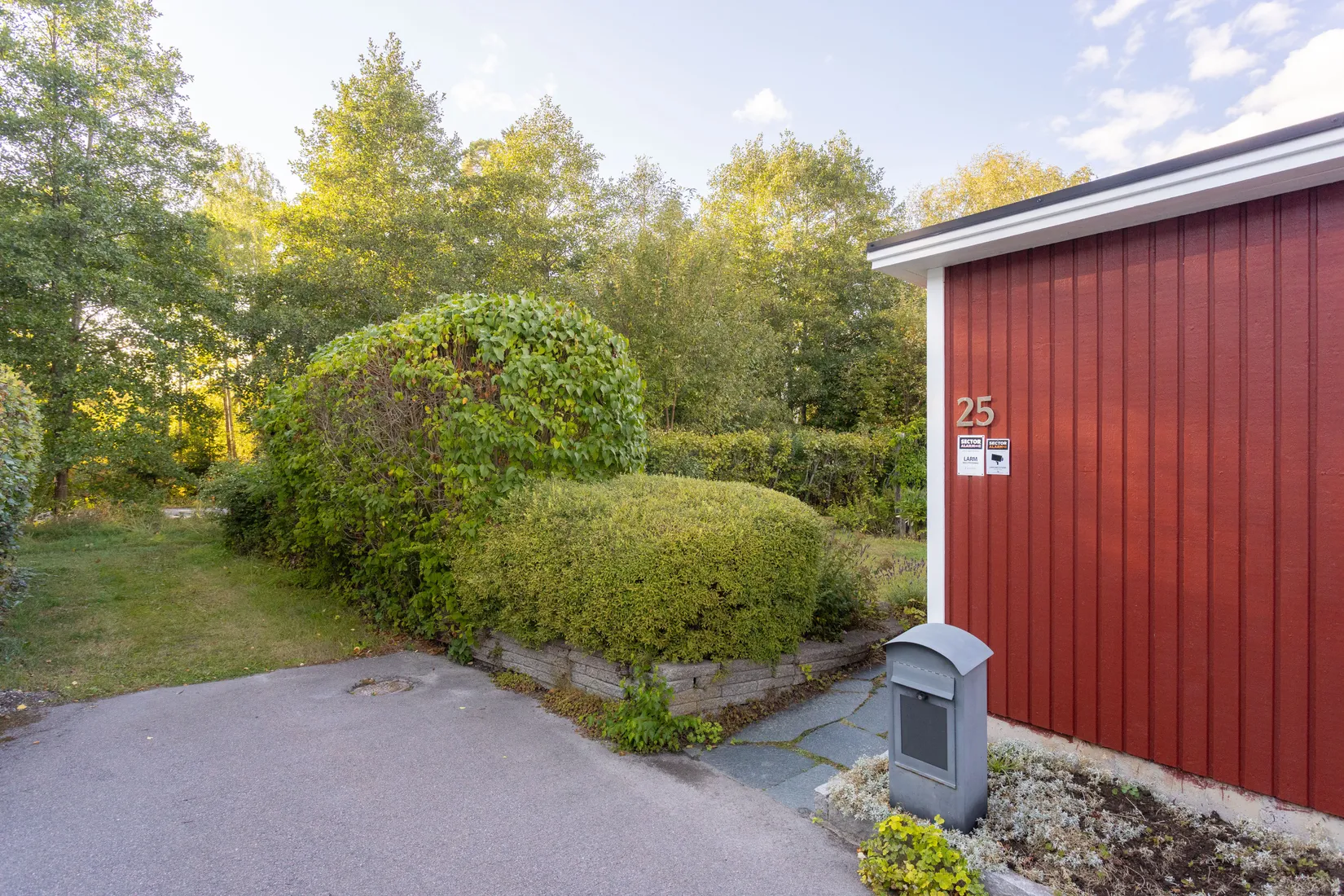 Radhus, Såningsvägen 25, Viksjö, Järfälla