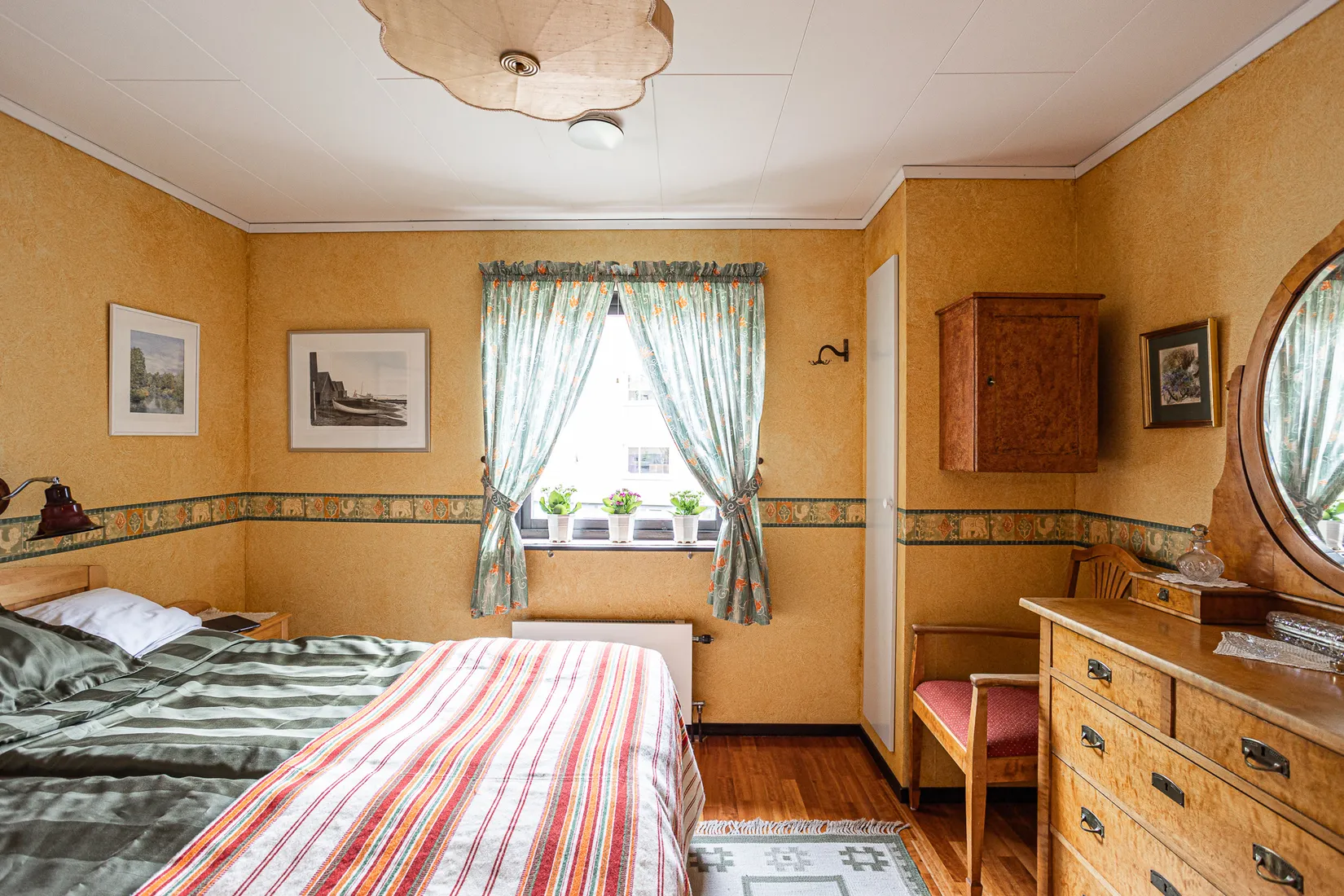 Villa, Kronvägen 25, Ormberget, Västerås