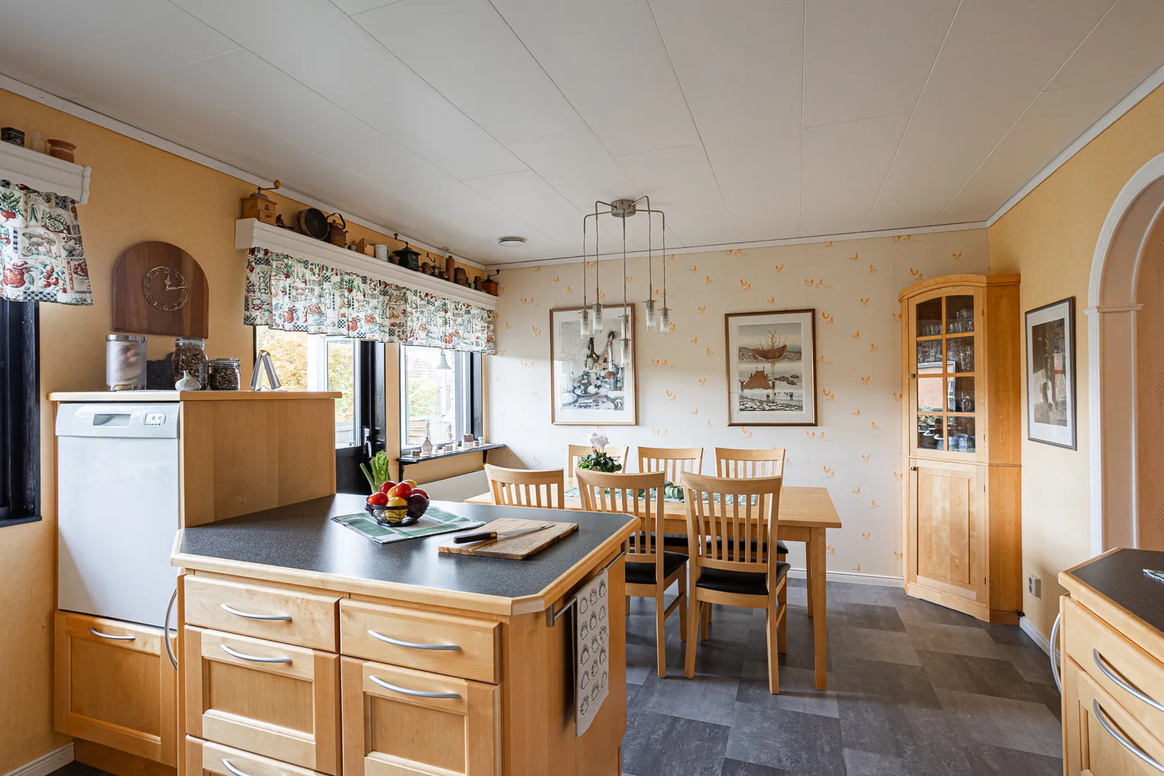 Villa, Kronvägen 25, Ormberget, Västerås