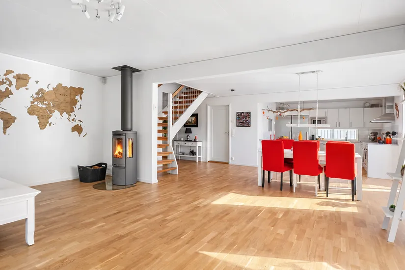 Villa, Fårhagsslingan 8, Norrboda, Upplands-Bro