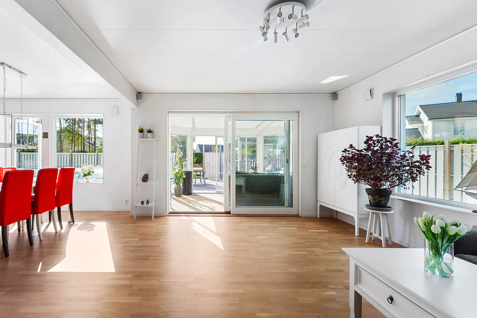 Villa, Fårhagsslingan 8, Norrboda, Upplands-Bro