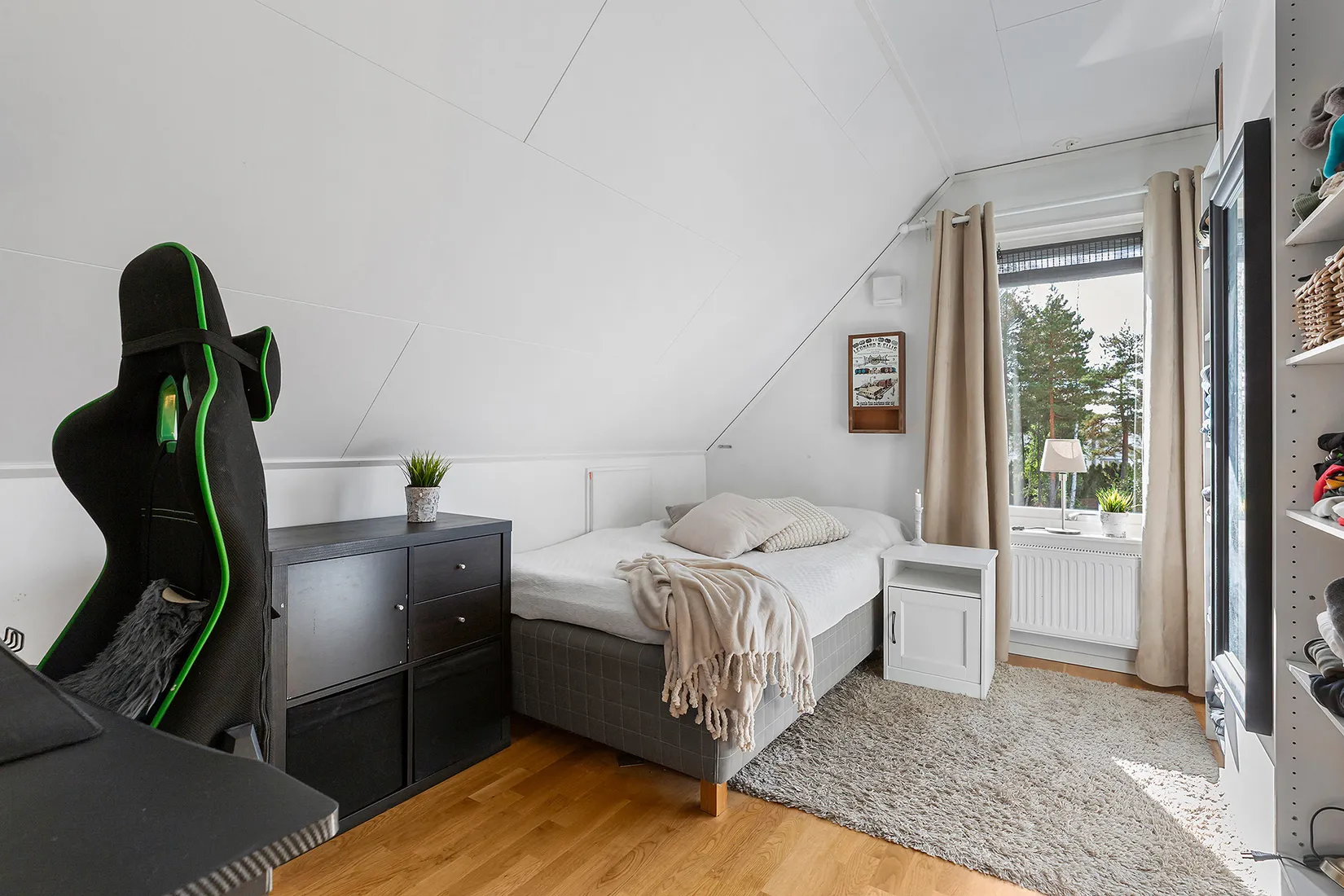 Villa, Fårhagsslingan 8, Norrboda, Upplands-Bro