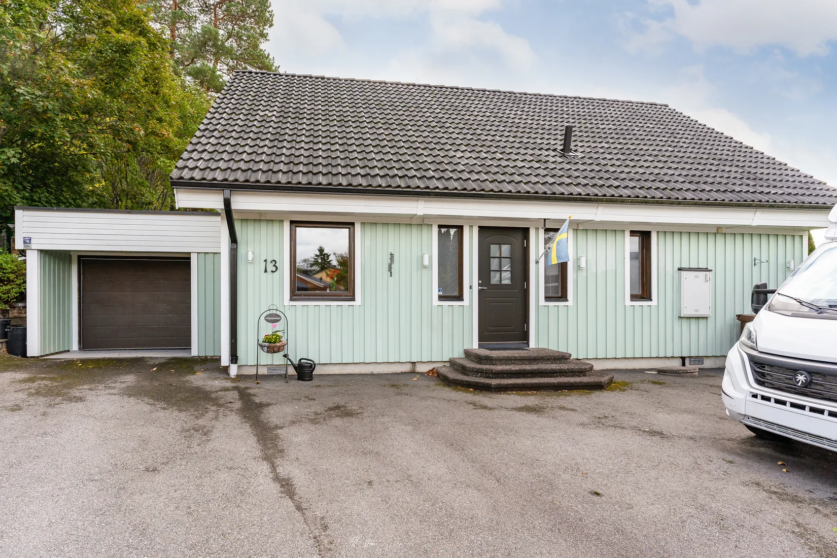 Villa, Gultbrunnsvägen 13, Slagsta, Eskilstuna