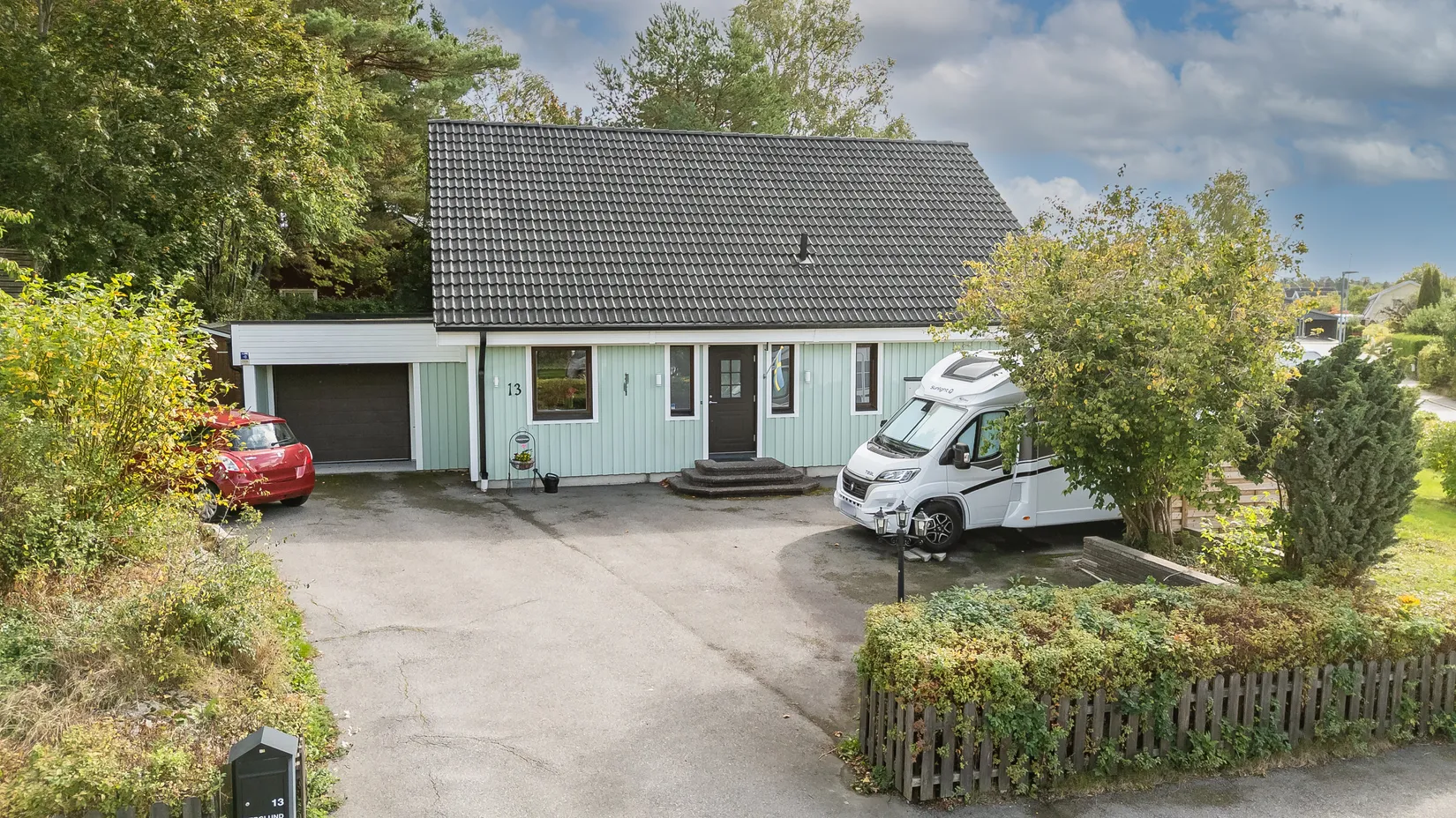 Villa, Gultbrunnsvägen 13, Slagsta, Eskilstuna