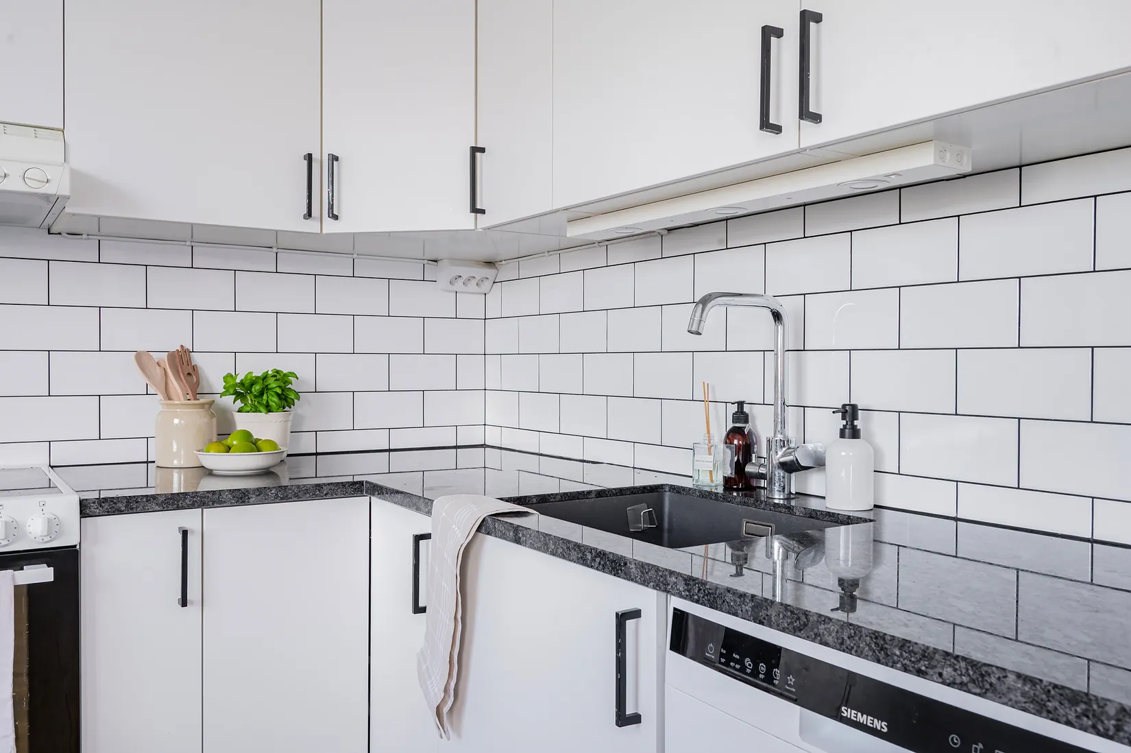 Bostadsrätt, Vintrosagatan 1, Hagsätra, Stockholm