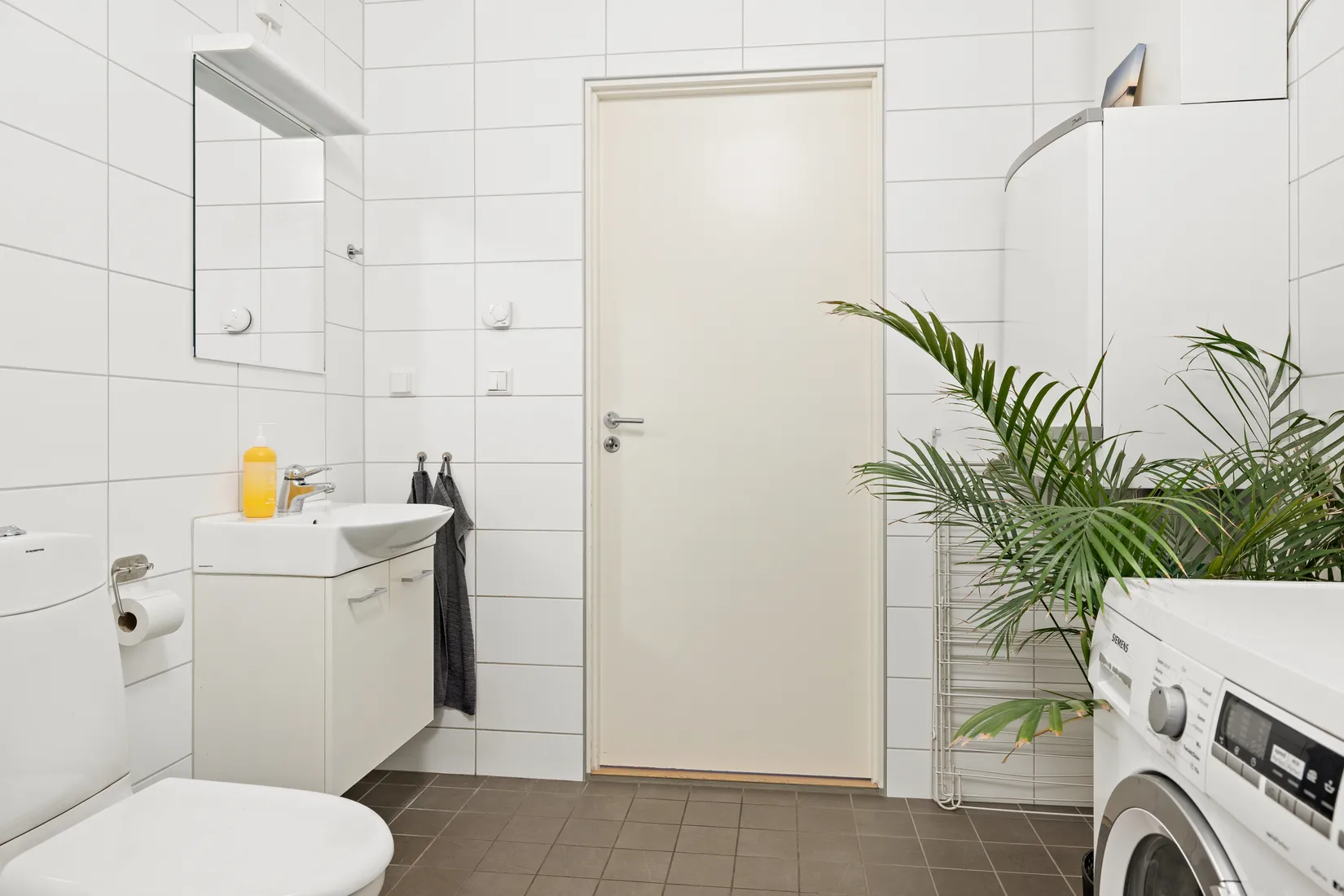 Radhus, Rödbenevägen 6, Råby Gärde - Bro, Upplands-Bro