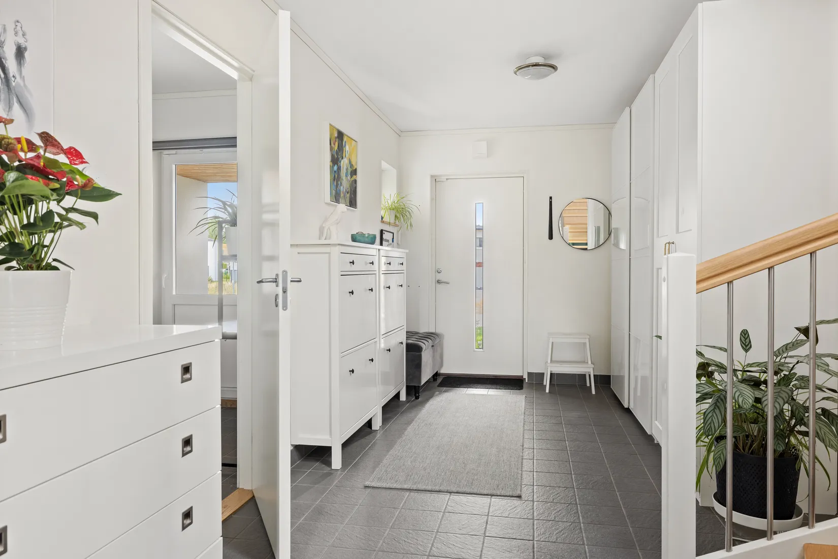 Radhus, Rödbenevägen 6, Råby Gärde - Bro, Upplands-Bro