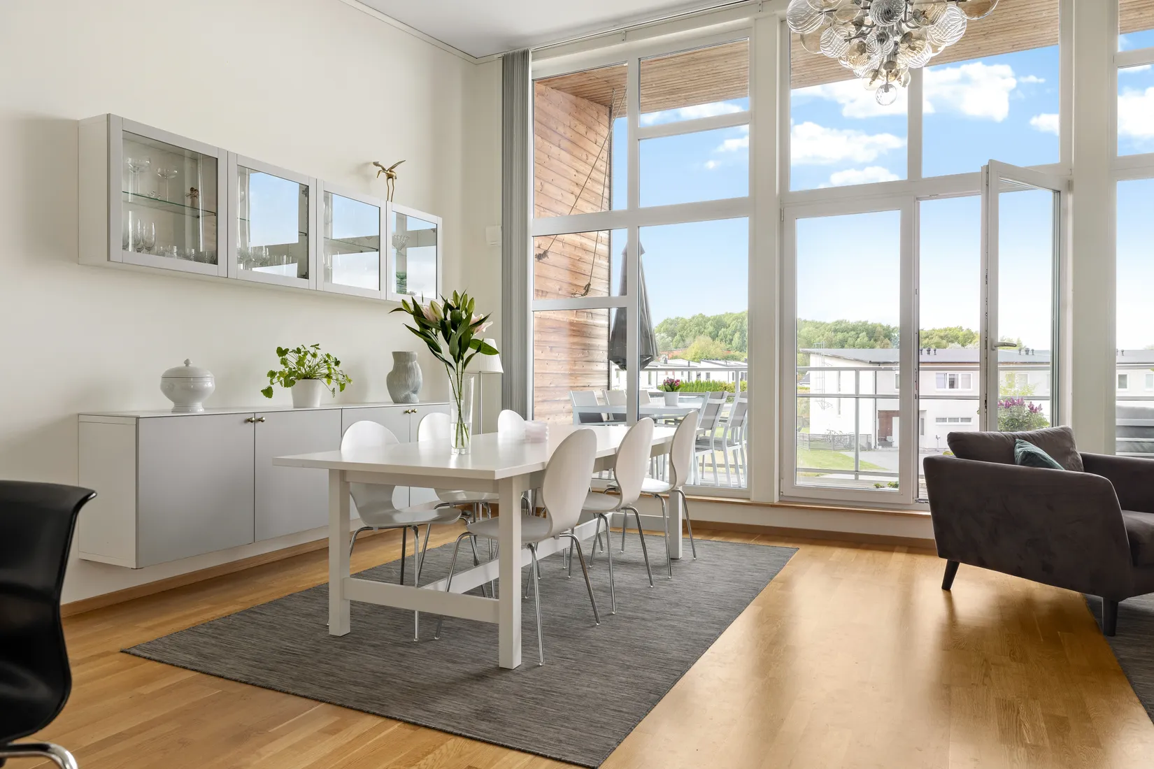 Radhus, Rödbenevägen 6, Råby Gärde - Bro, Upplands-Bro