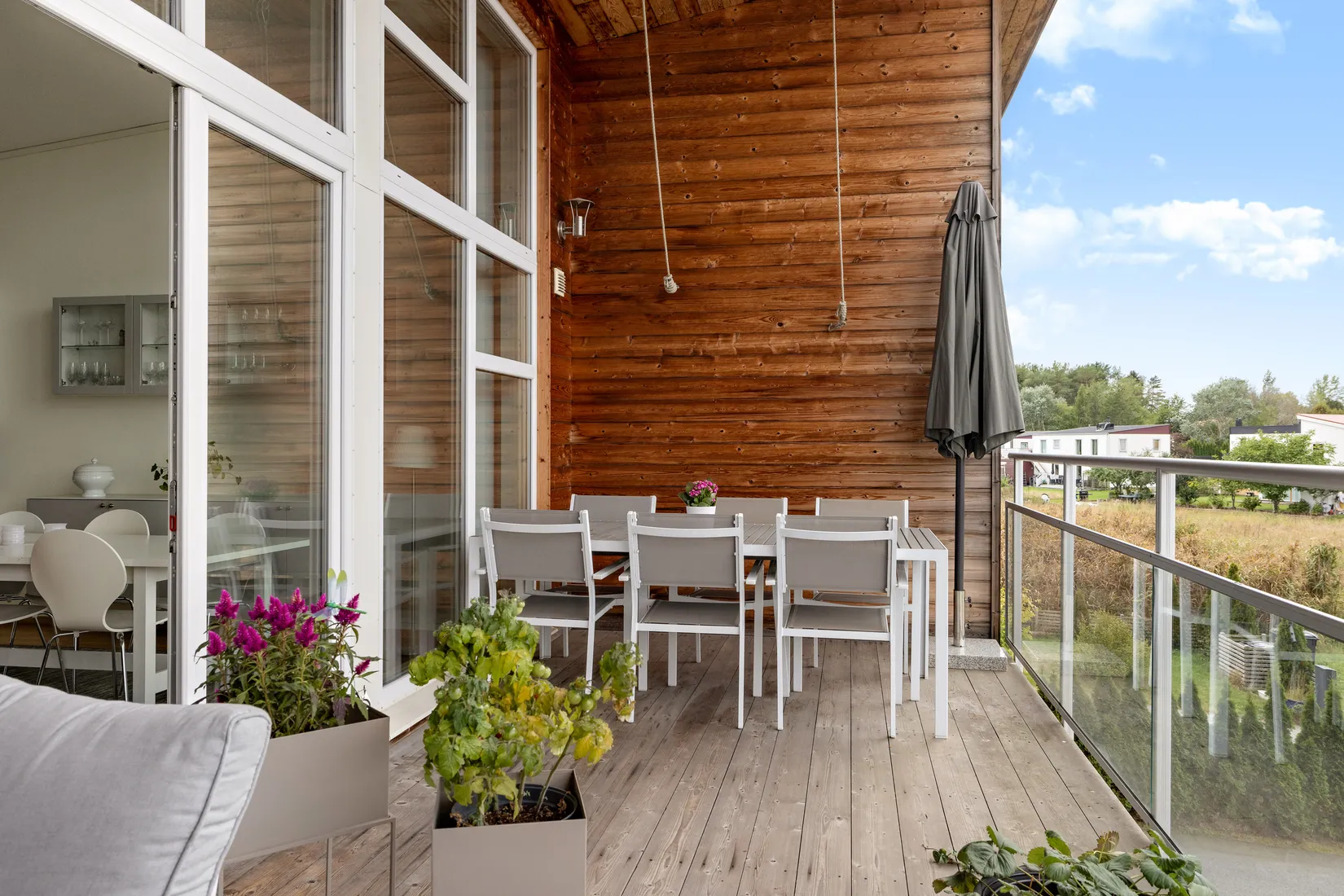Radhus, Rödbenevägen 6, Råby Gärde - Bro, Upplands-Bro