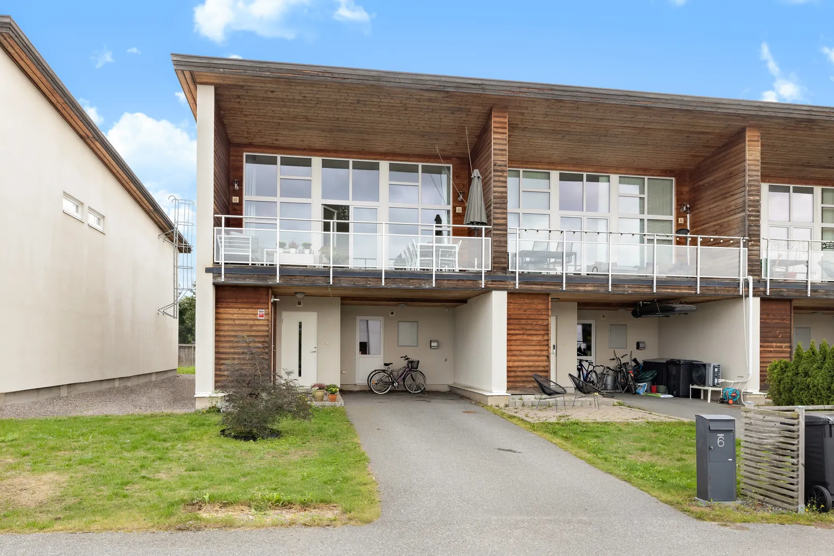 Radhus, Rödbenevägen 6, Råby Gärde - Bro, Upplands-Bro