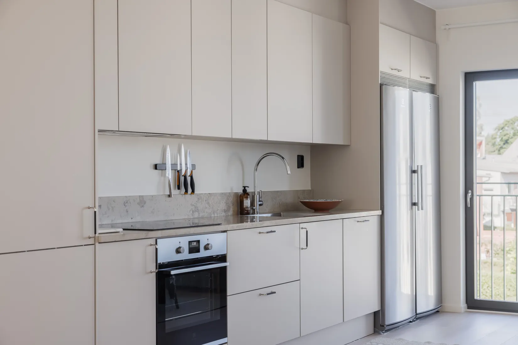 Radhus, Rådanvägen 8, Silverdal, Sollentuna
