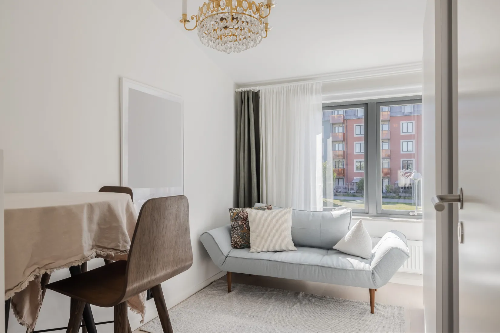 Radhus, Rådanvägen 8, Silverdal, Sollentuna