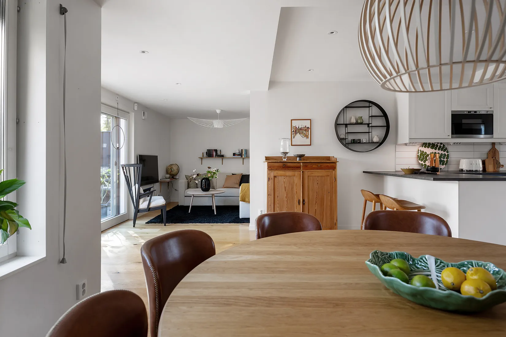Radhus, Slånbärsvägen 48, Sigtuna