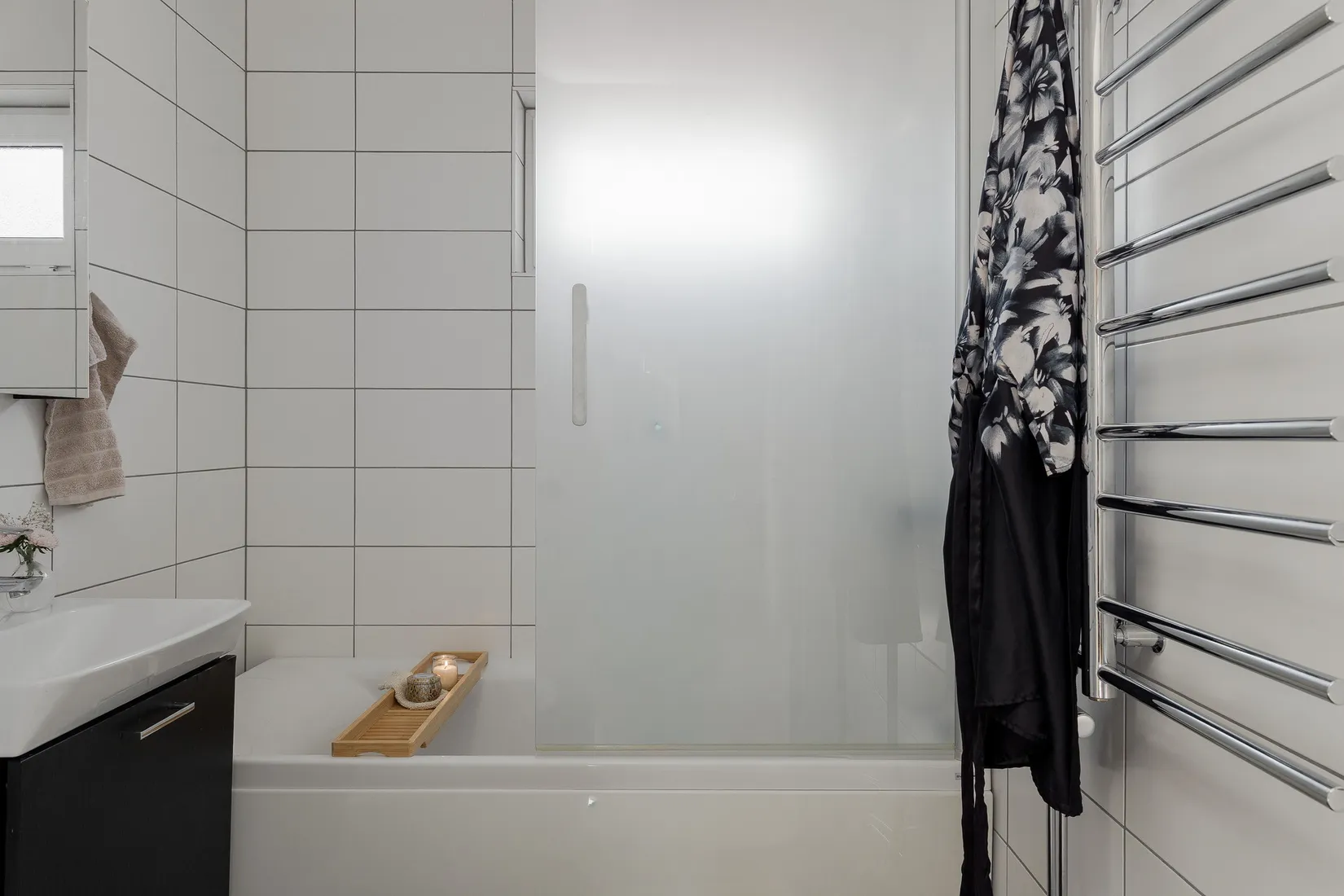 Radhus, Vasavägen 37, Hovshaga, Växjö