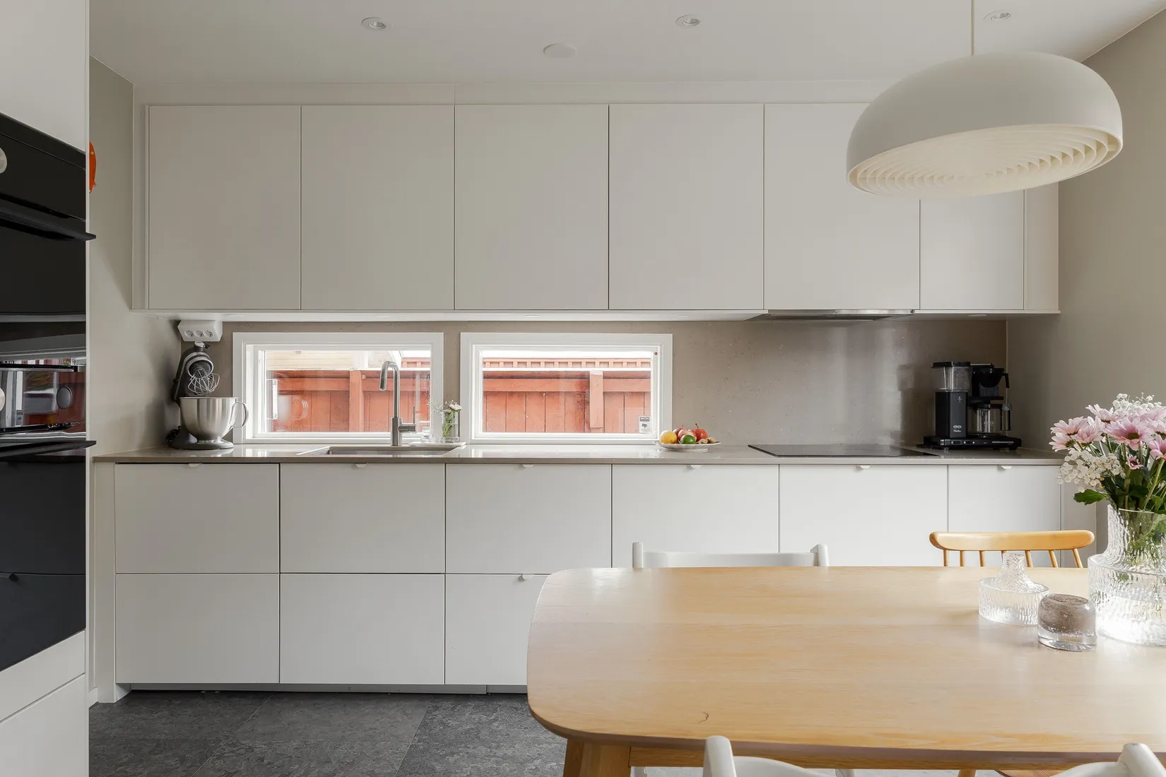 Radhus, Vasavägen 37, Hovshaga, Växjö