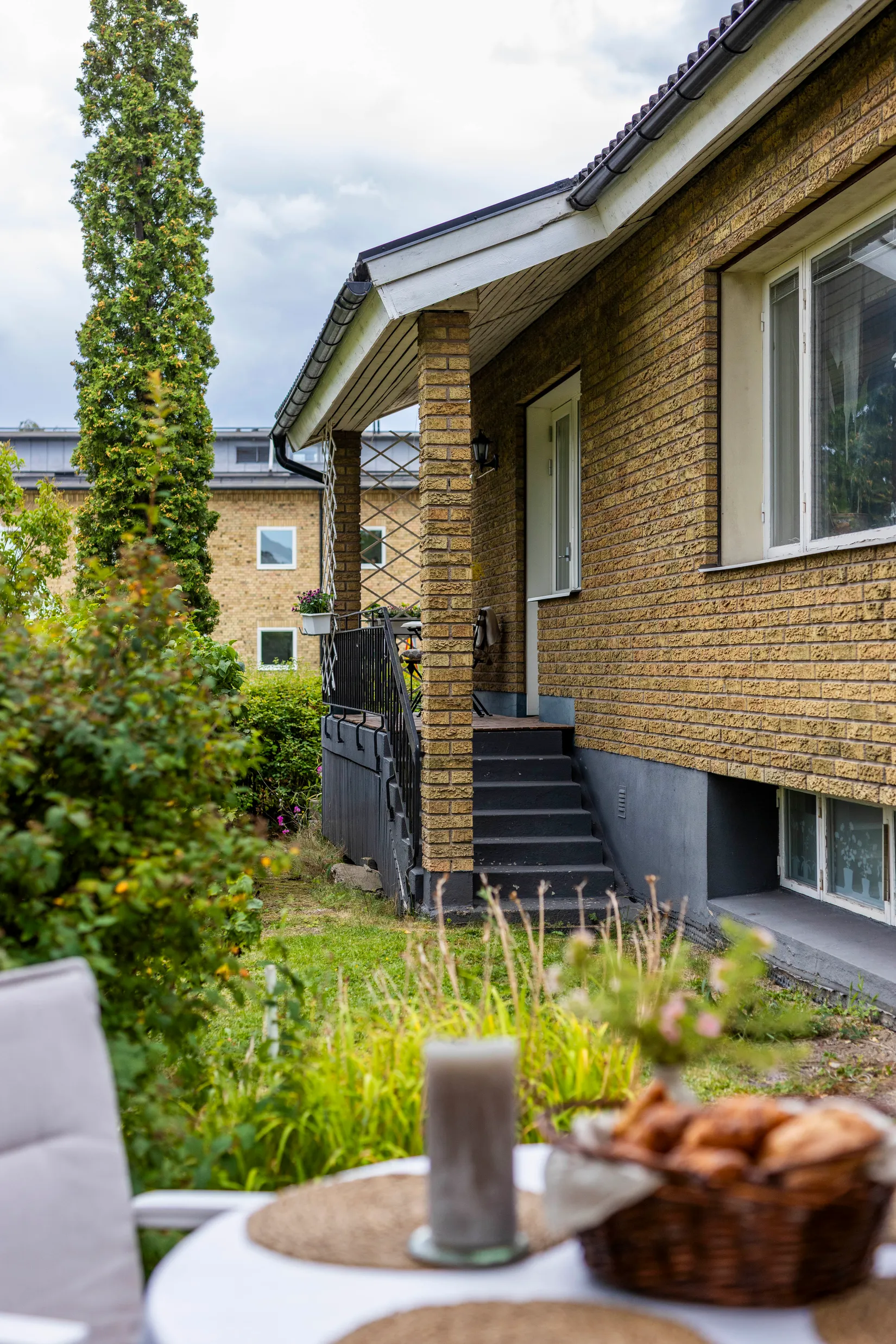 Villa, Gröna gatan 4, Centrum/Mariekäll, Södertälje