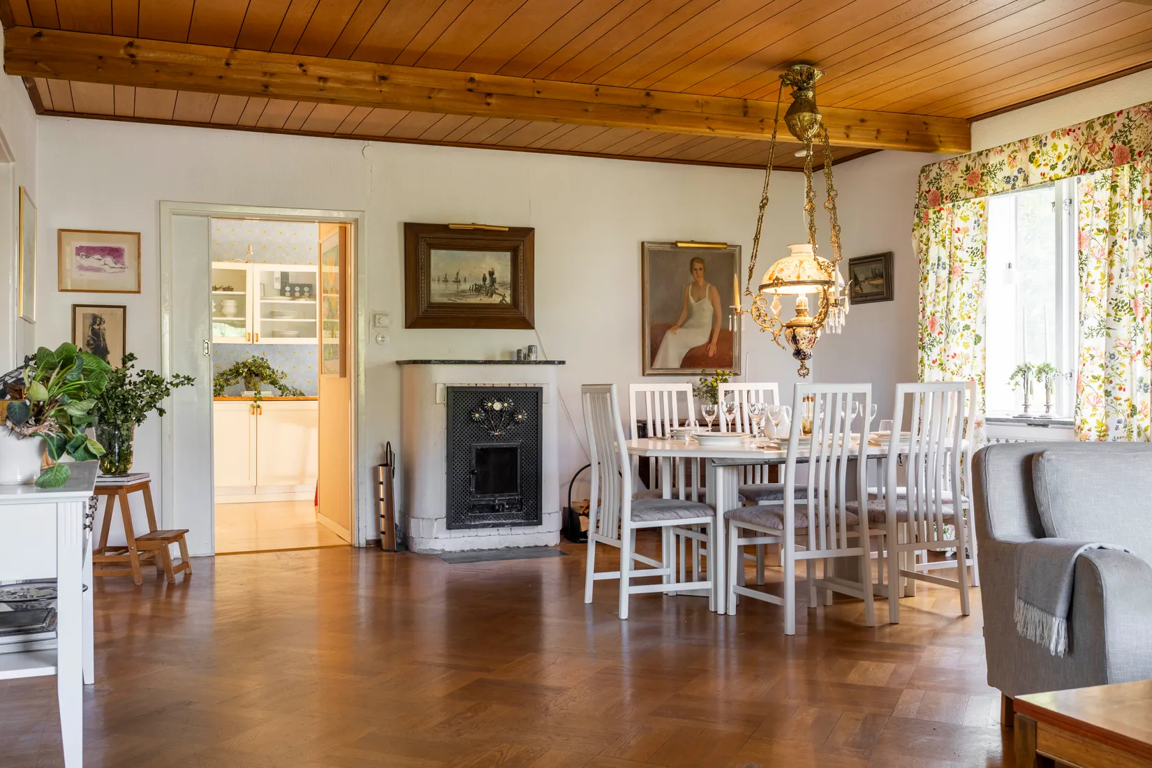 Villa, Gröna gatan 4, Centrum/Mariekäll, Södertälje