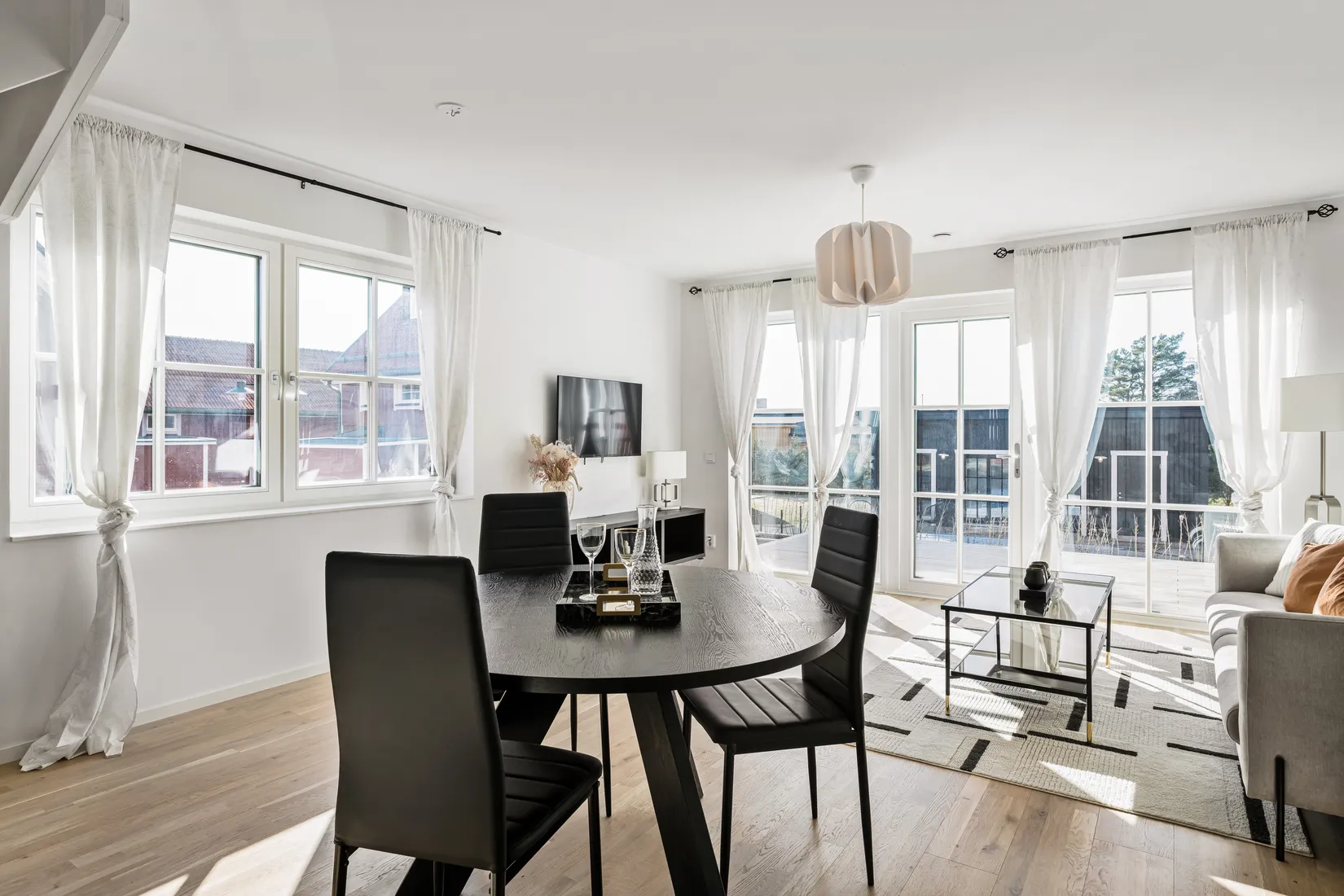 Radhus, Troxhammar byväg 35A, Skå, Ekerö