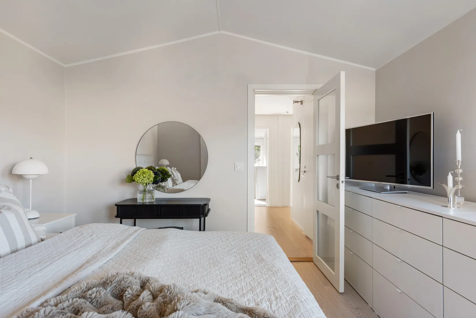 Radhus, Väpplingvägen 29, Vallatorp, Täby