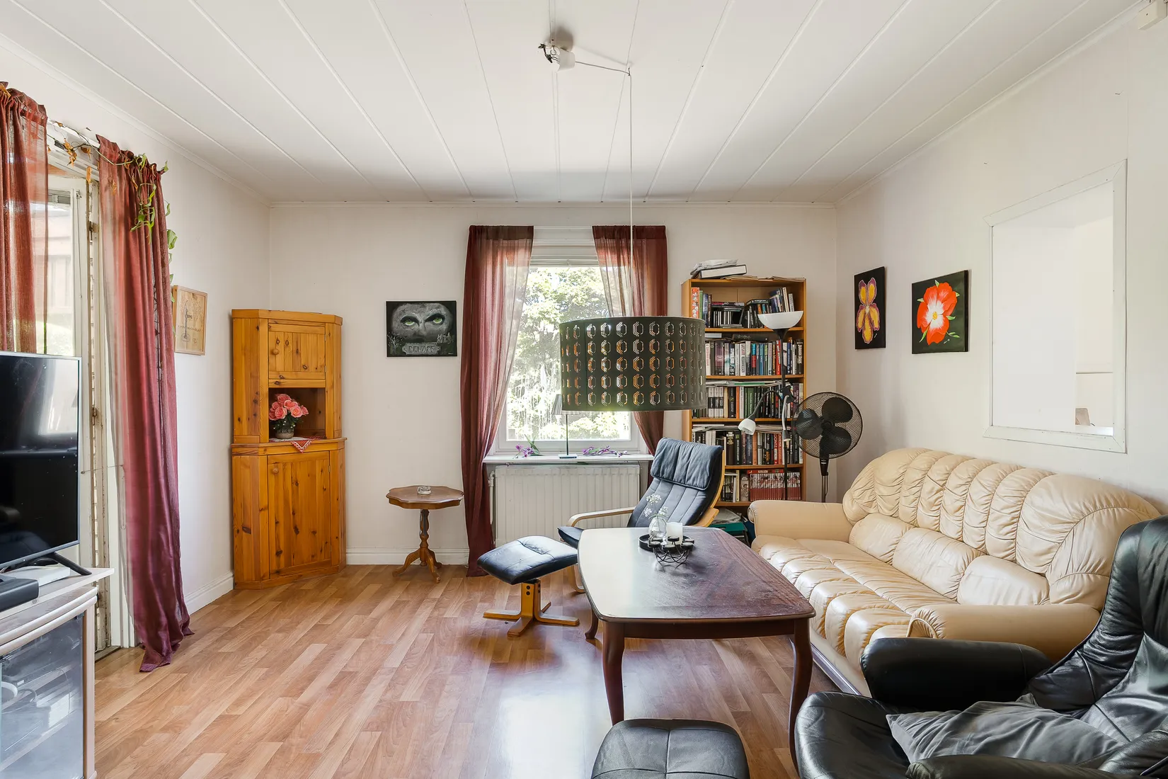 Villa, Auragatan 3, Flen