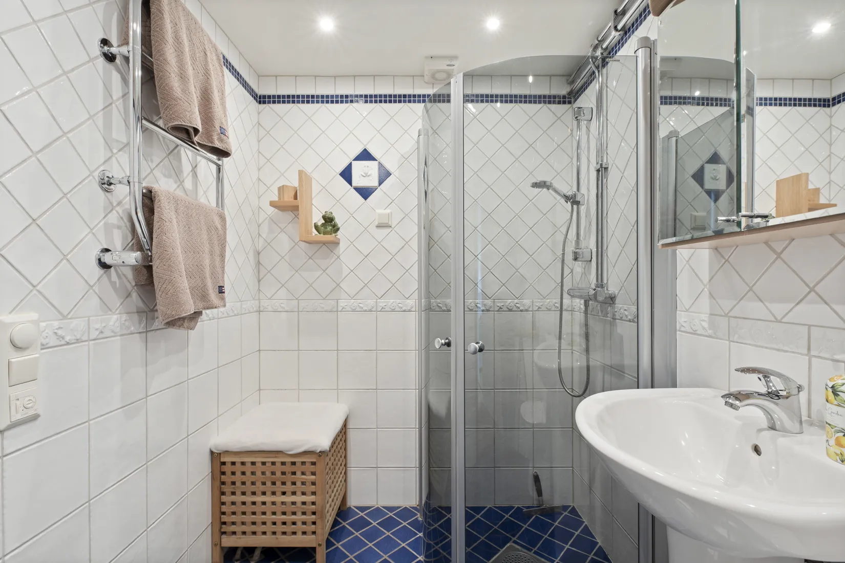 Radhus, Röjningsvägen 4, Bälinge, Uppsala