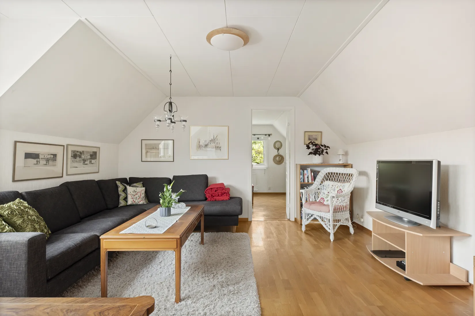 Radhus, Röjningsvägen 4, Bälinge, Uppsala