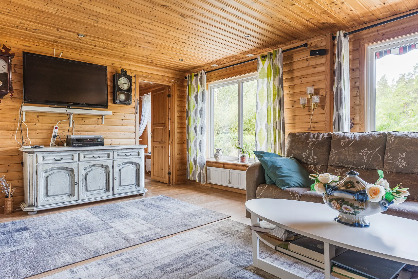 Villa,  Dammsäng Granstugan, Kjula, Eskilstuna