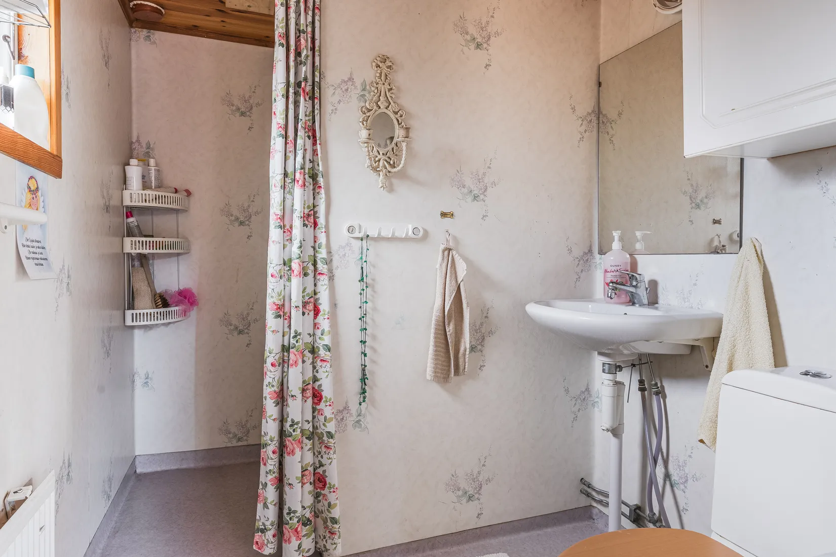 Villa,  Dammsäng Granstugan, Kjula, Eskilstuna