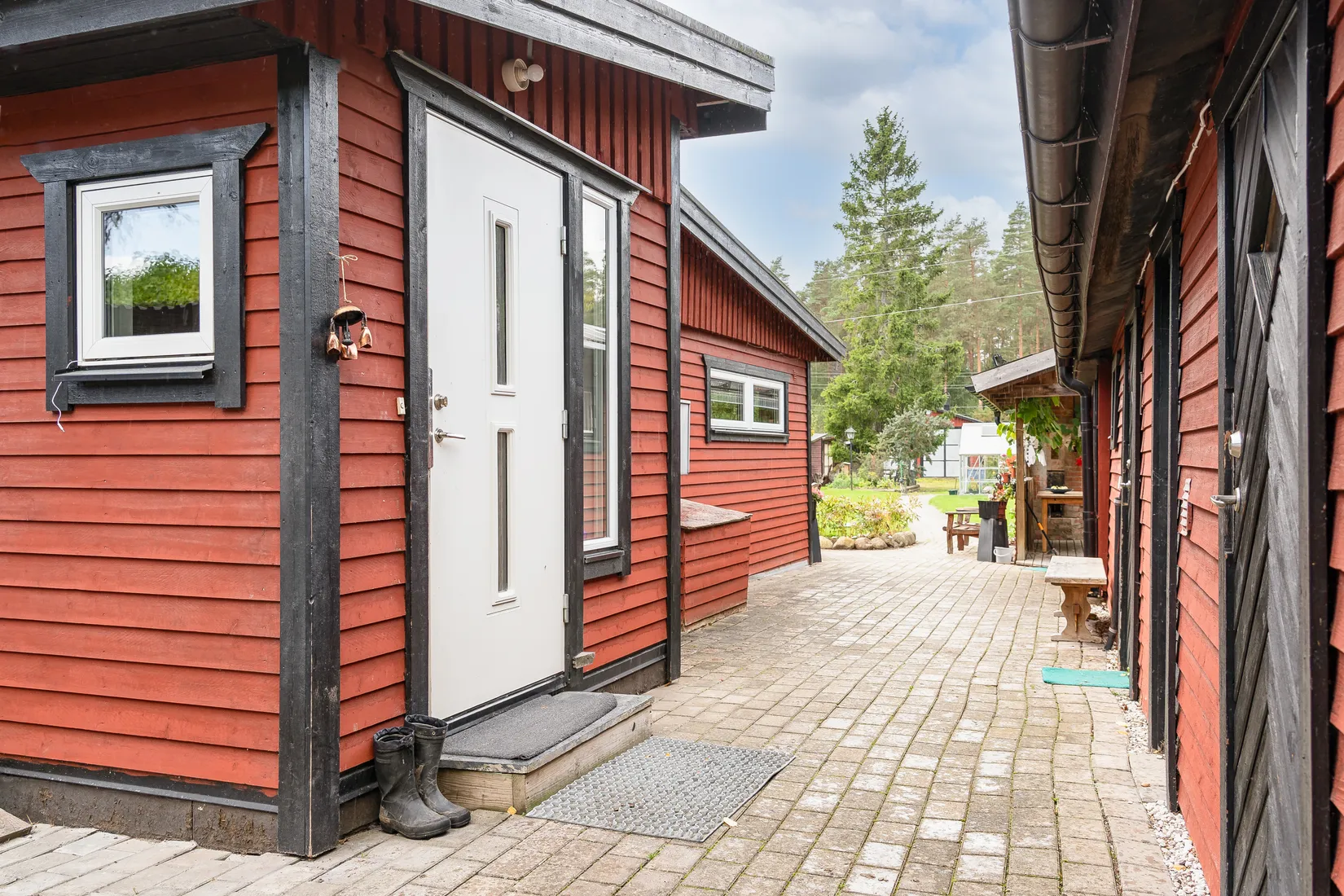 Villa,  Dammsäng Granstugan, Kjula, Eskilstuna