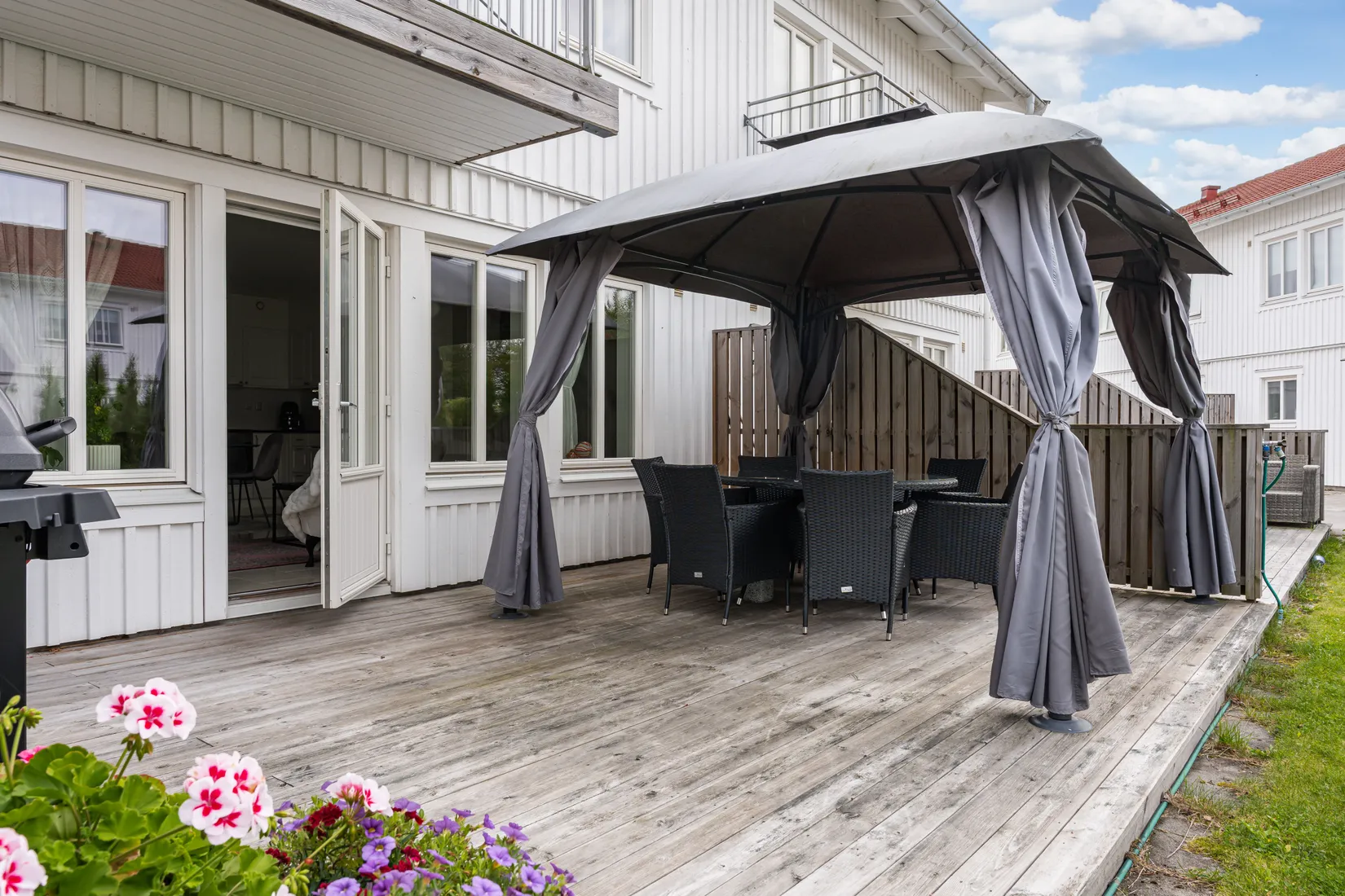 Radhus, Persikogatan 7J, Nyponlunden, Örebro
