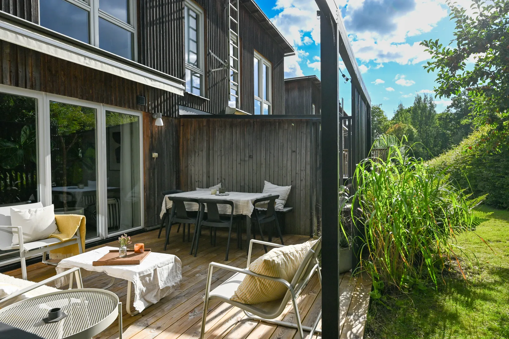 Radhus, Riksrådsgränd 17, Ekerö Gällstaö, Ekerö
