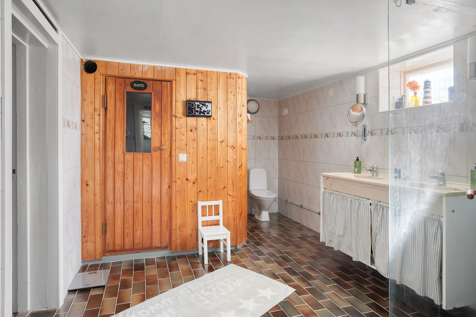 Villa, Mineborgsvägen 5A, Bro Håbo-Tibble, Upplands-Bro