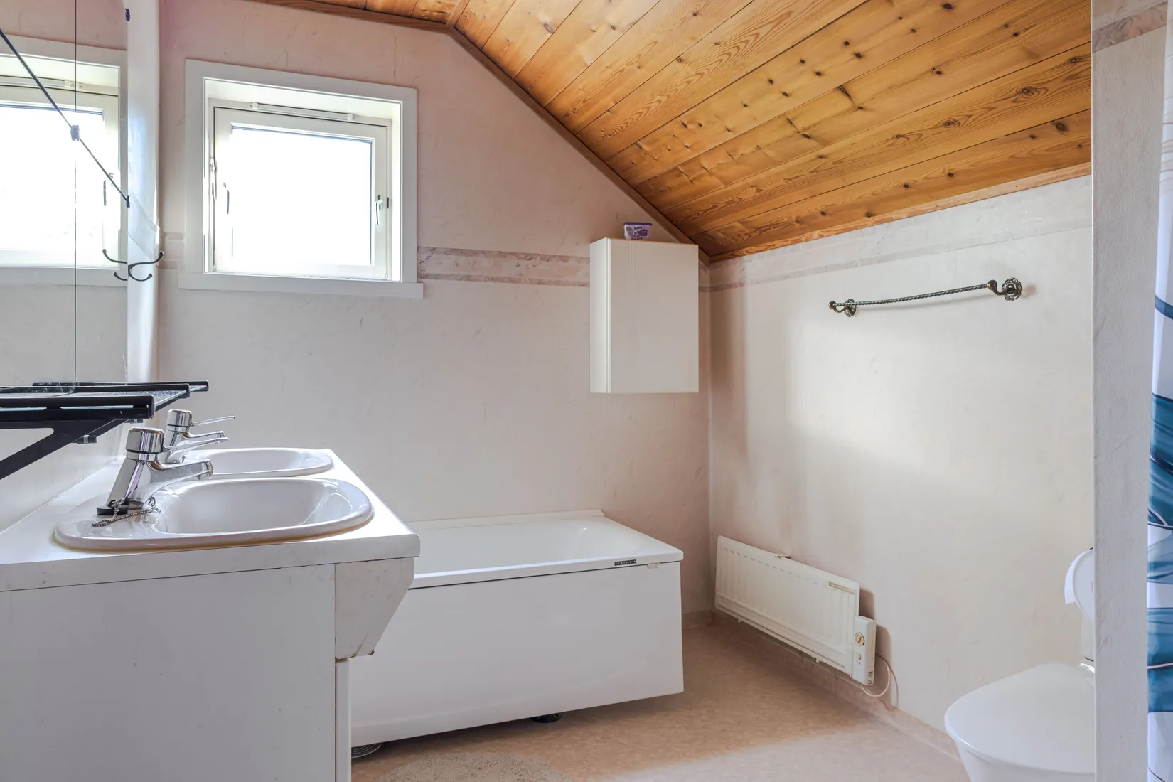 Bostadsrätt, Tallrisvägen 5, Nydalen, Askersund