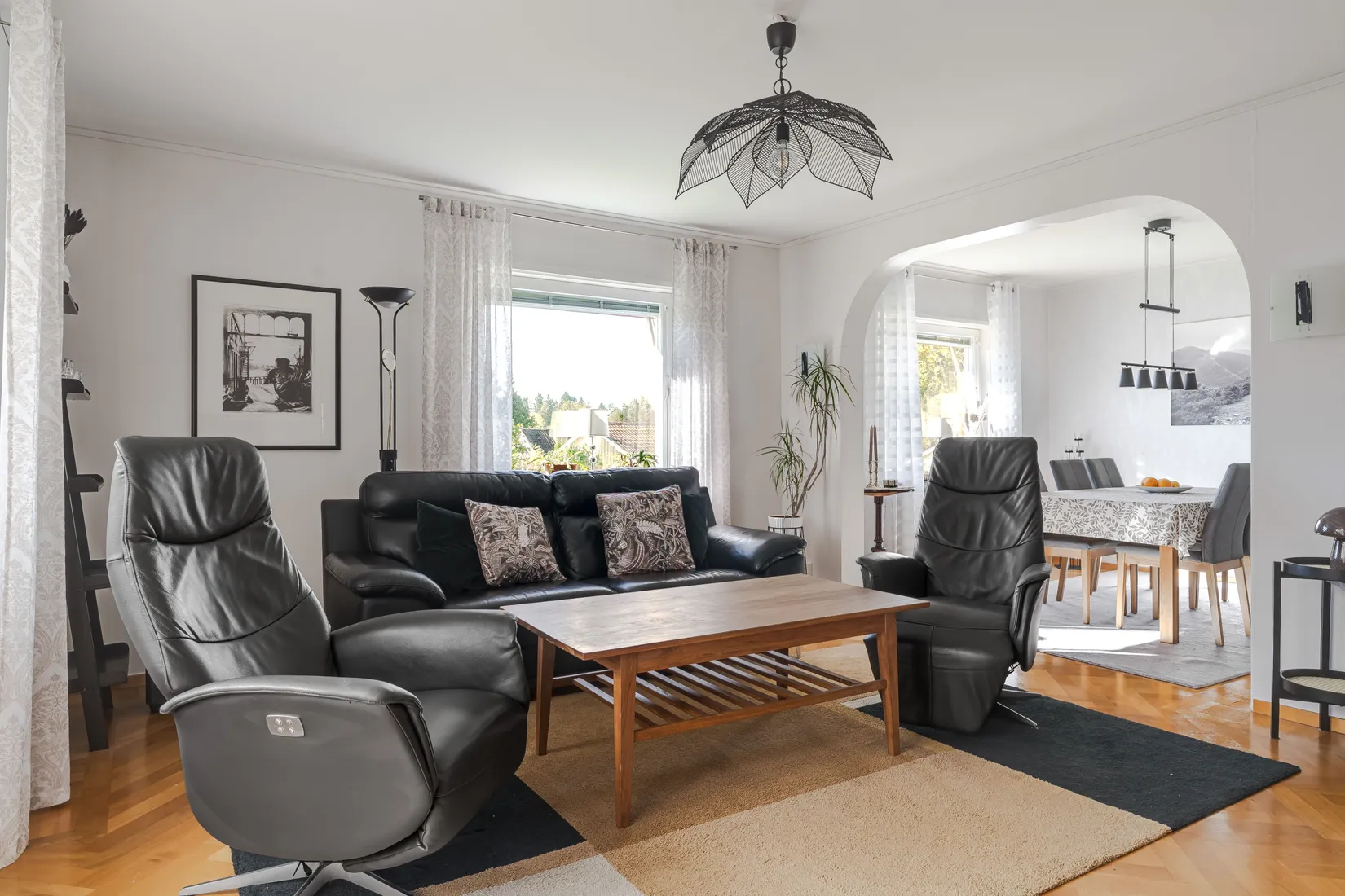 Villa, Kolstuguvägen 15, Katrineholm Nävertorp, Katrineholm