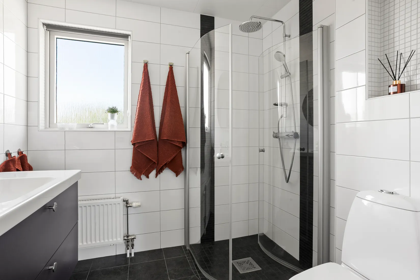 Villa, Blåsippestigen 20, Karlberg, Varberg