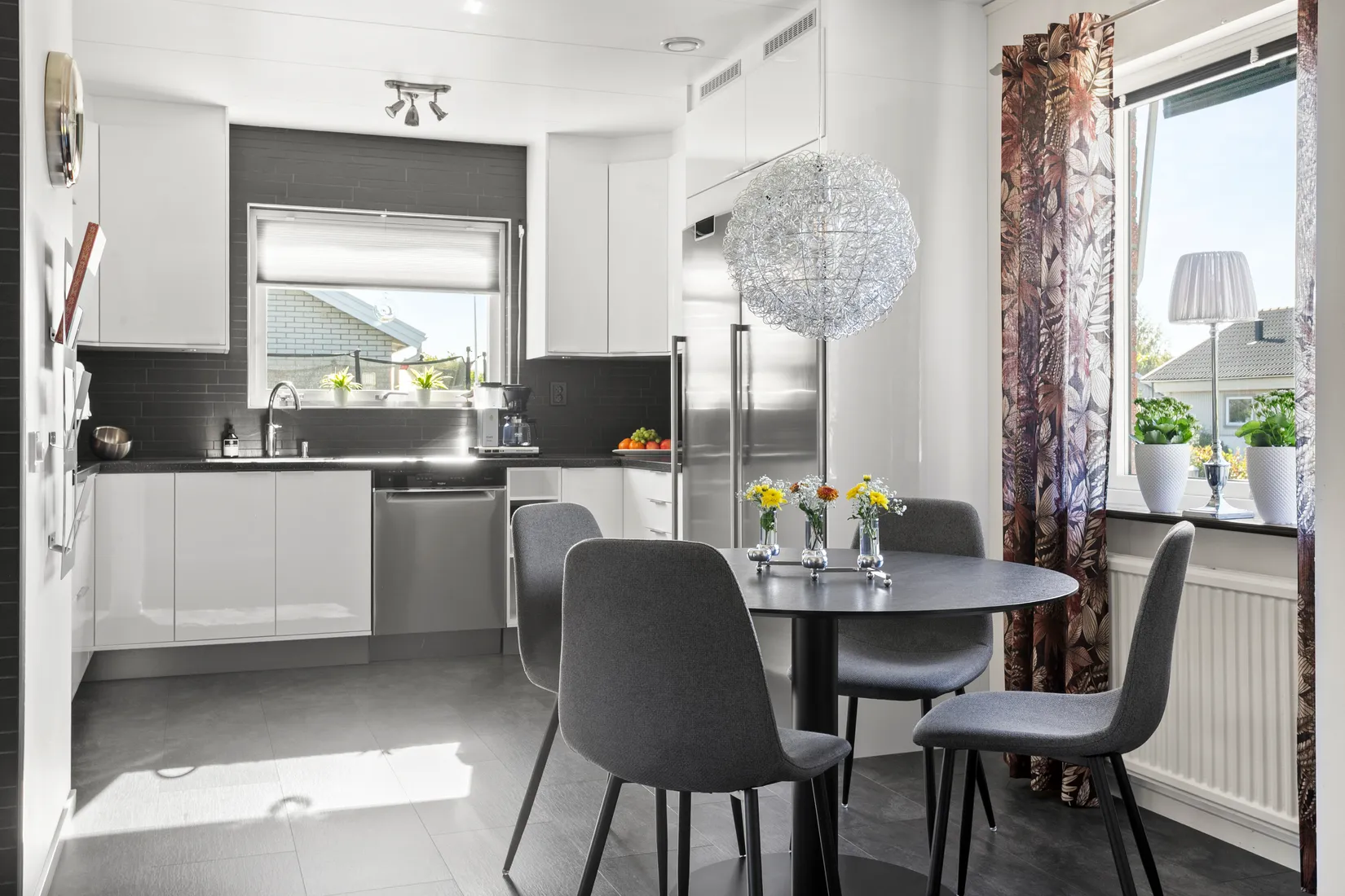 Villa, Blåsippestigen 20, Karlberg, Varberg