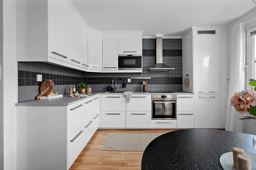 Bostadsrätt, Månadsvägen 28, Jakobsberg, Järfälla