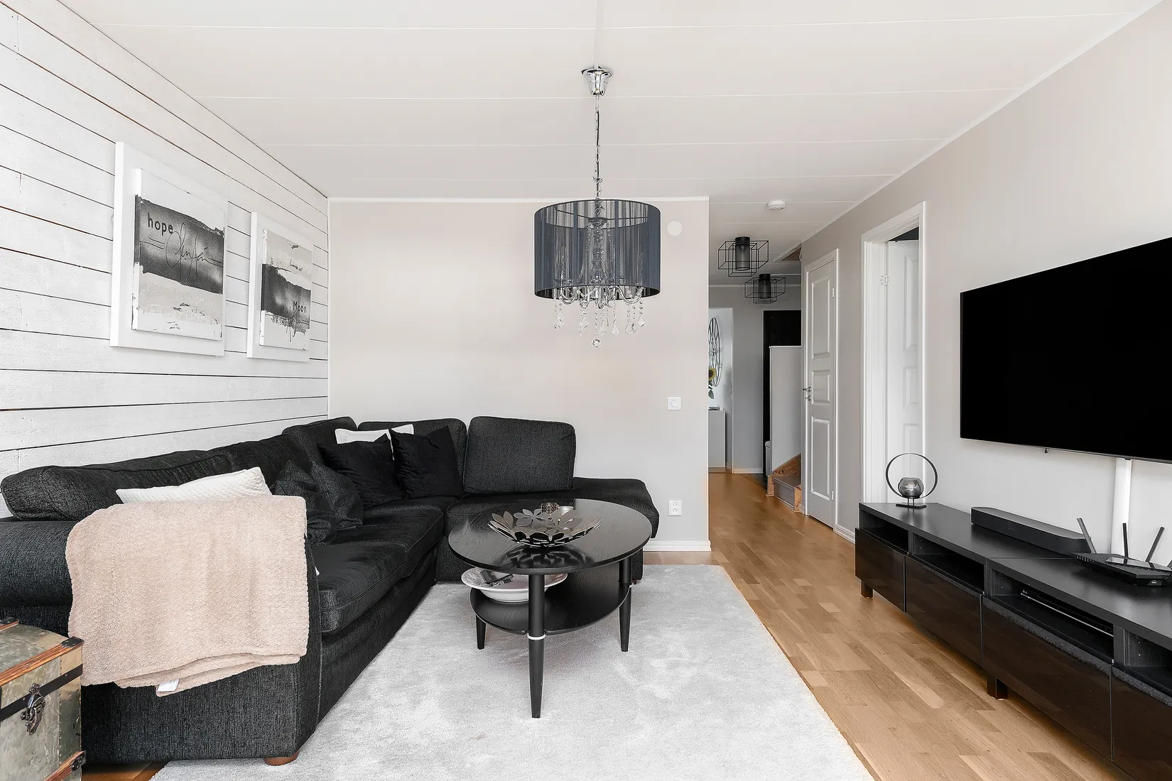 Radhus, Kragstalundsvägen 84, Kragstalund, Vallentuna