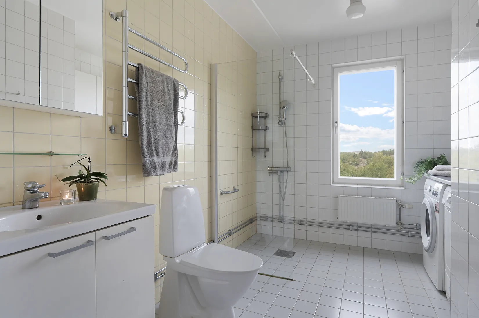 Bostadsrätt, Ågesta broväg 32, Farsta Strand, Stockholm