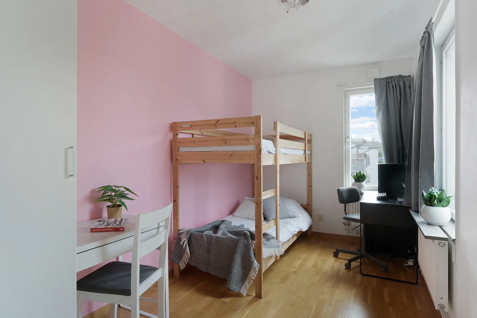 Bostadsrätt, Ågesta broväg 32, Farsta Strand, Stockholm