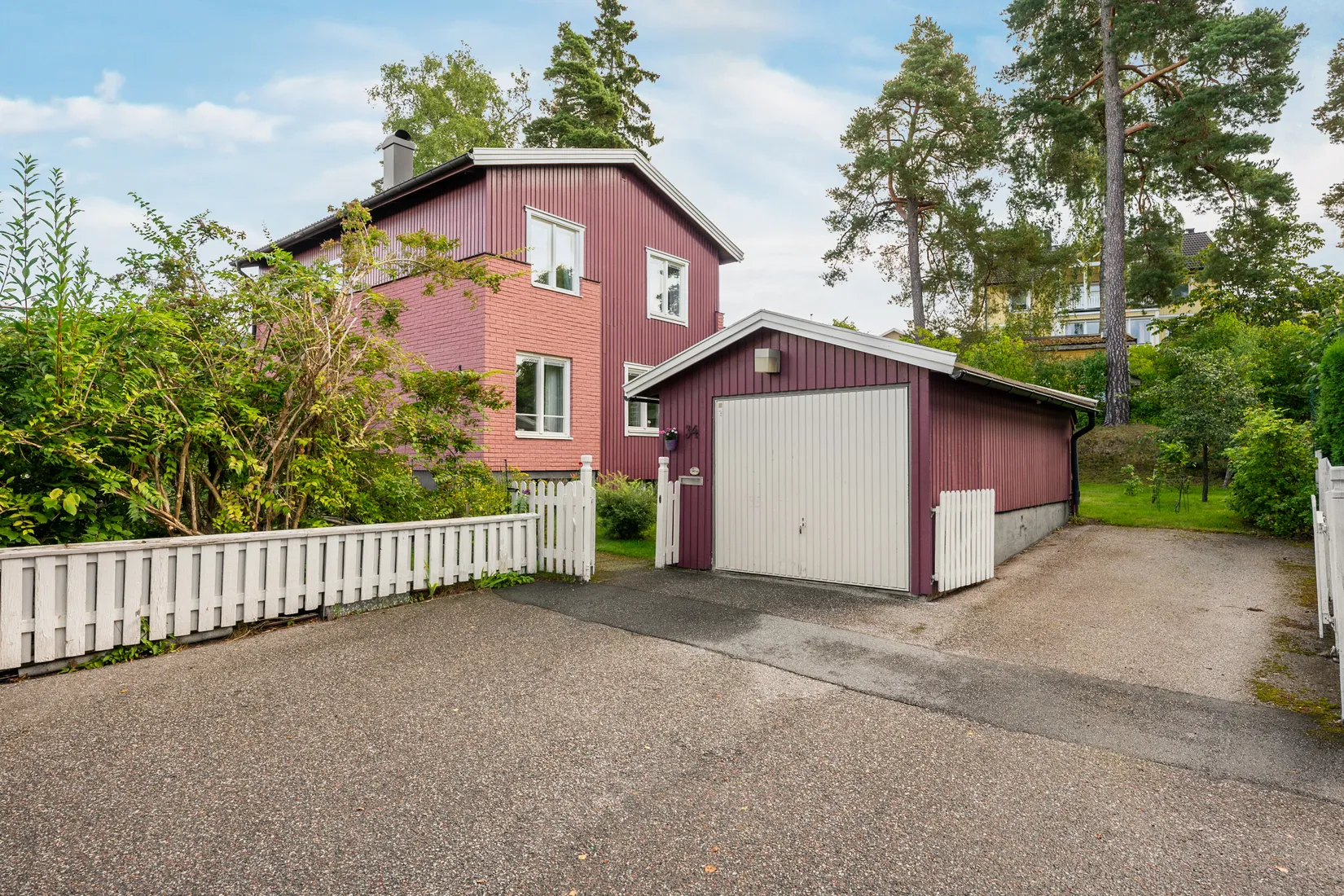 Villa, Tallkottsvägen 34, Älta, Nacka