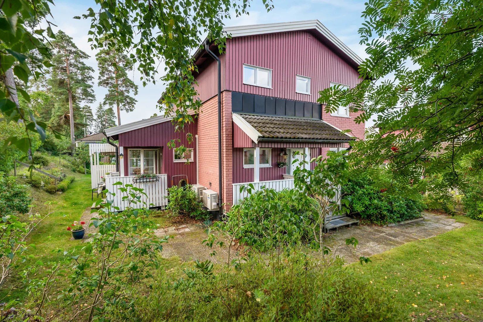Villa, Tallkottsvägen 34, Älta, Nacka