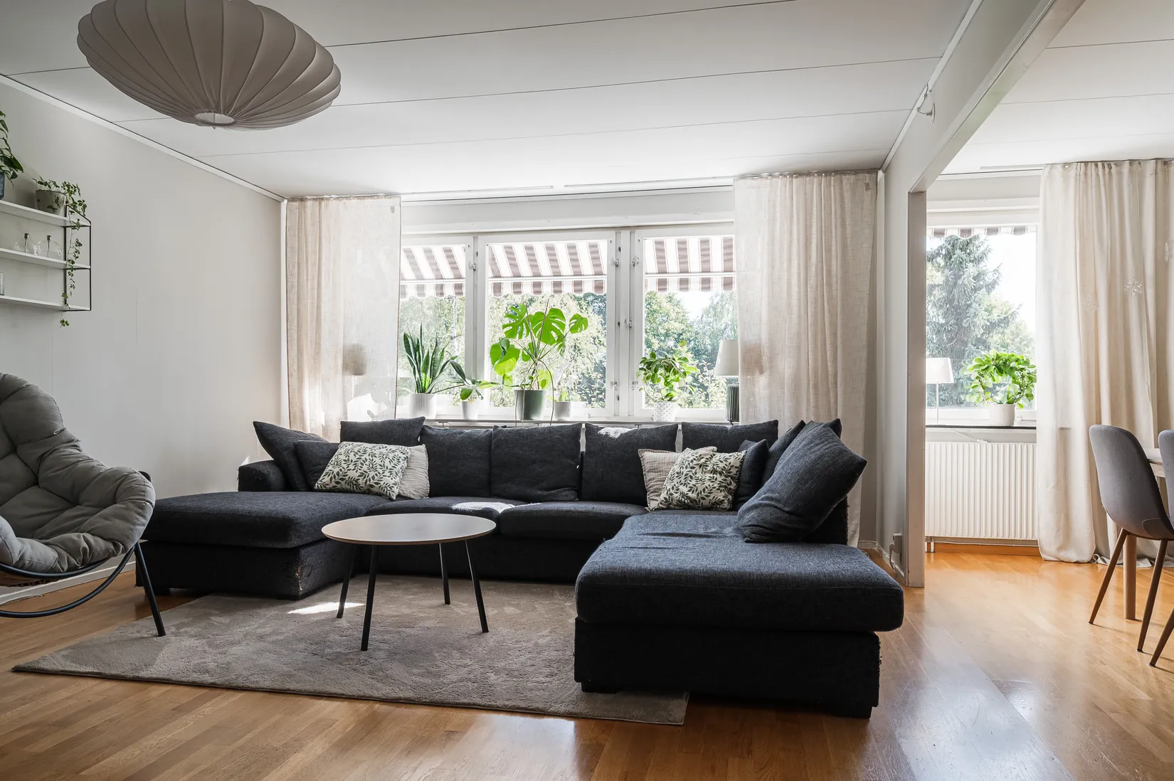 Radhus, Körsbärsgatan 2E, Horndal, Mark