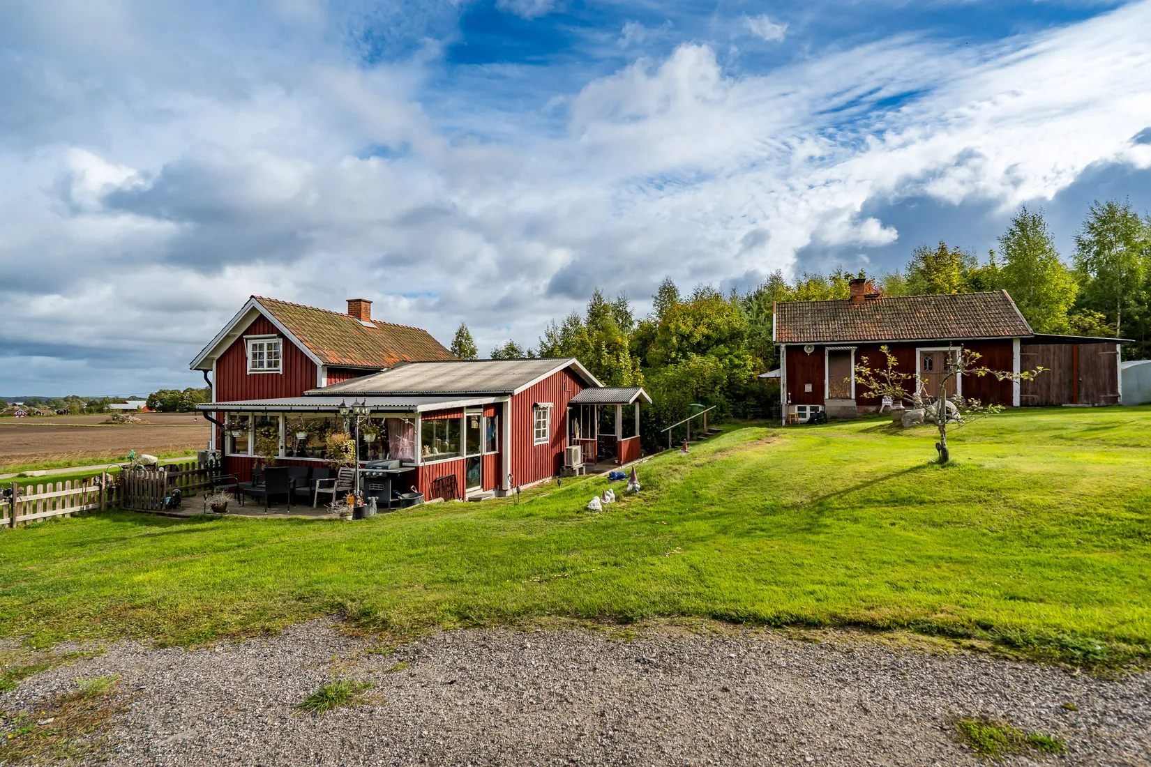 Villa, Tybble 506, Asker, Örebro